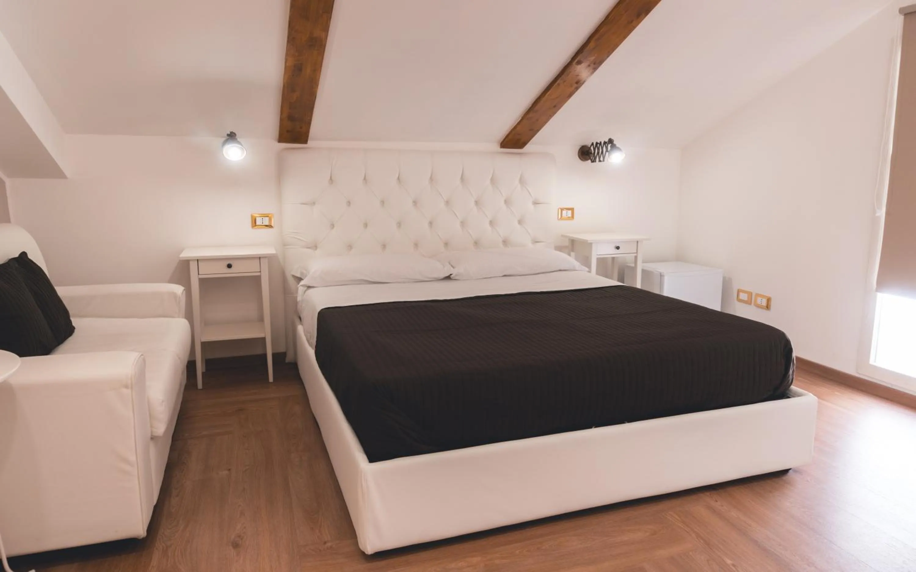 Photo of the whole room, Bed in Fata34 Luxury B&B