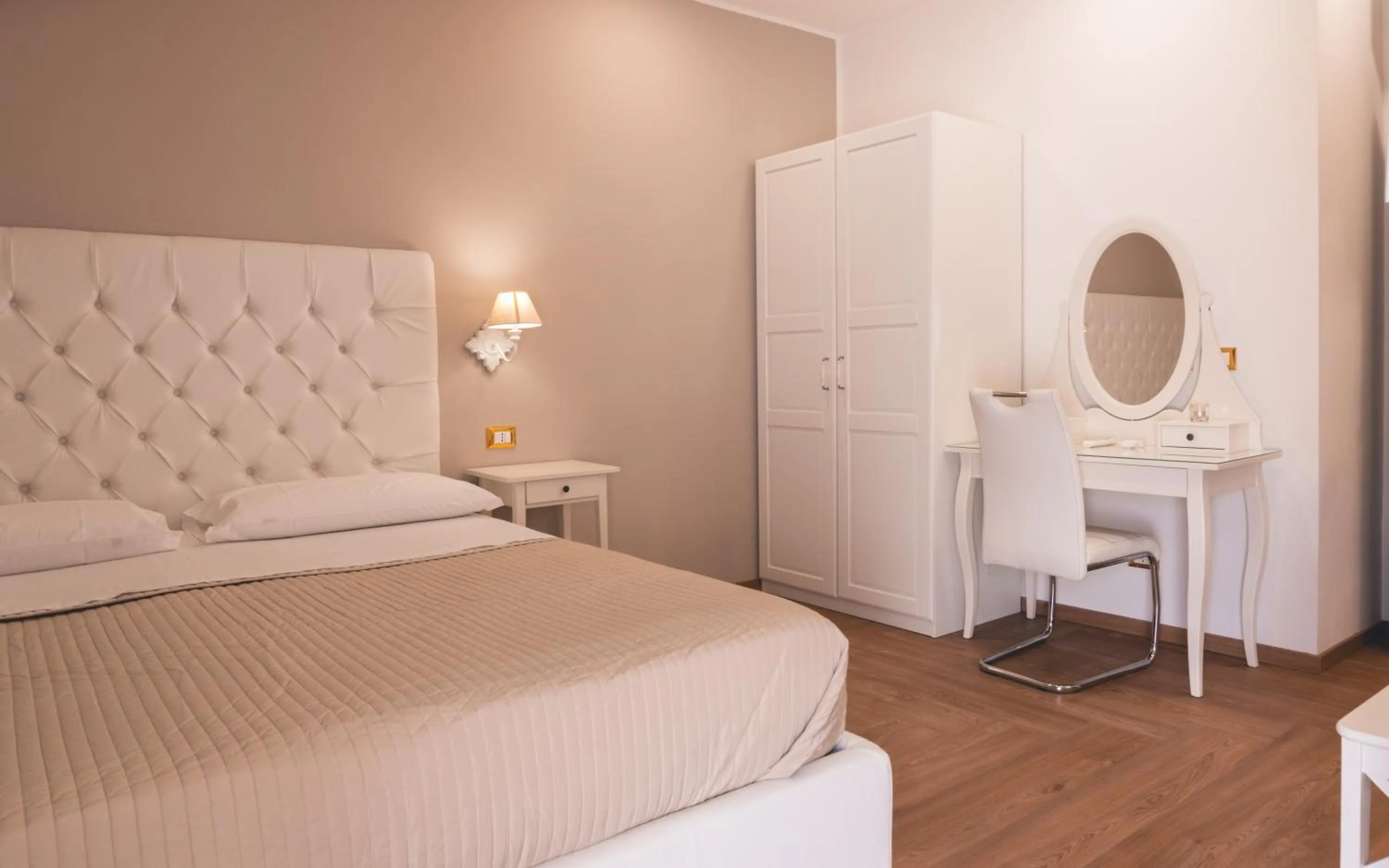 Photo of the whole room, Bed in Fata34 Luxury B&B