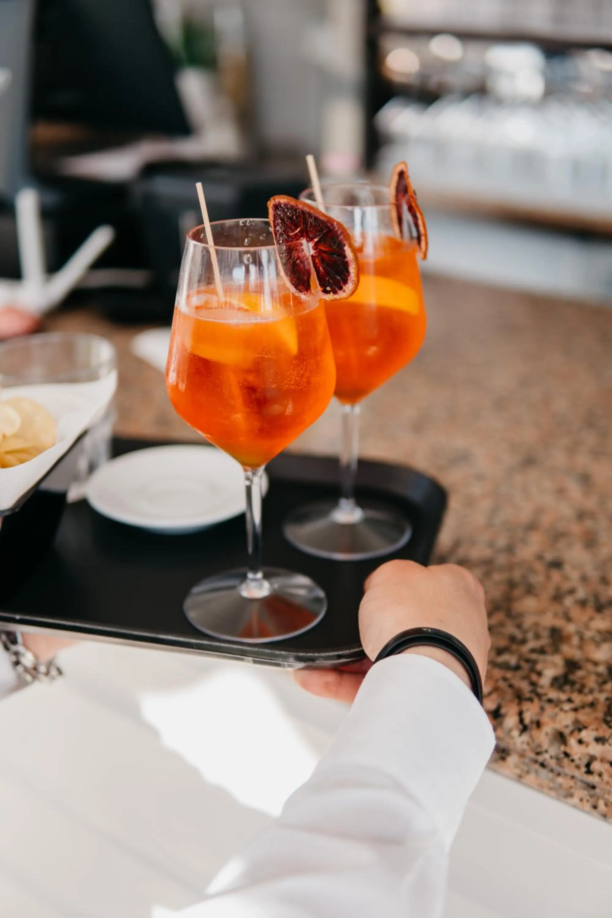 Restaurant/places to eat in Hotel Marina