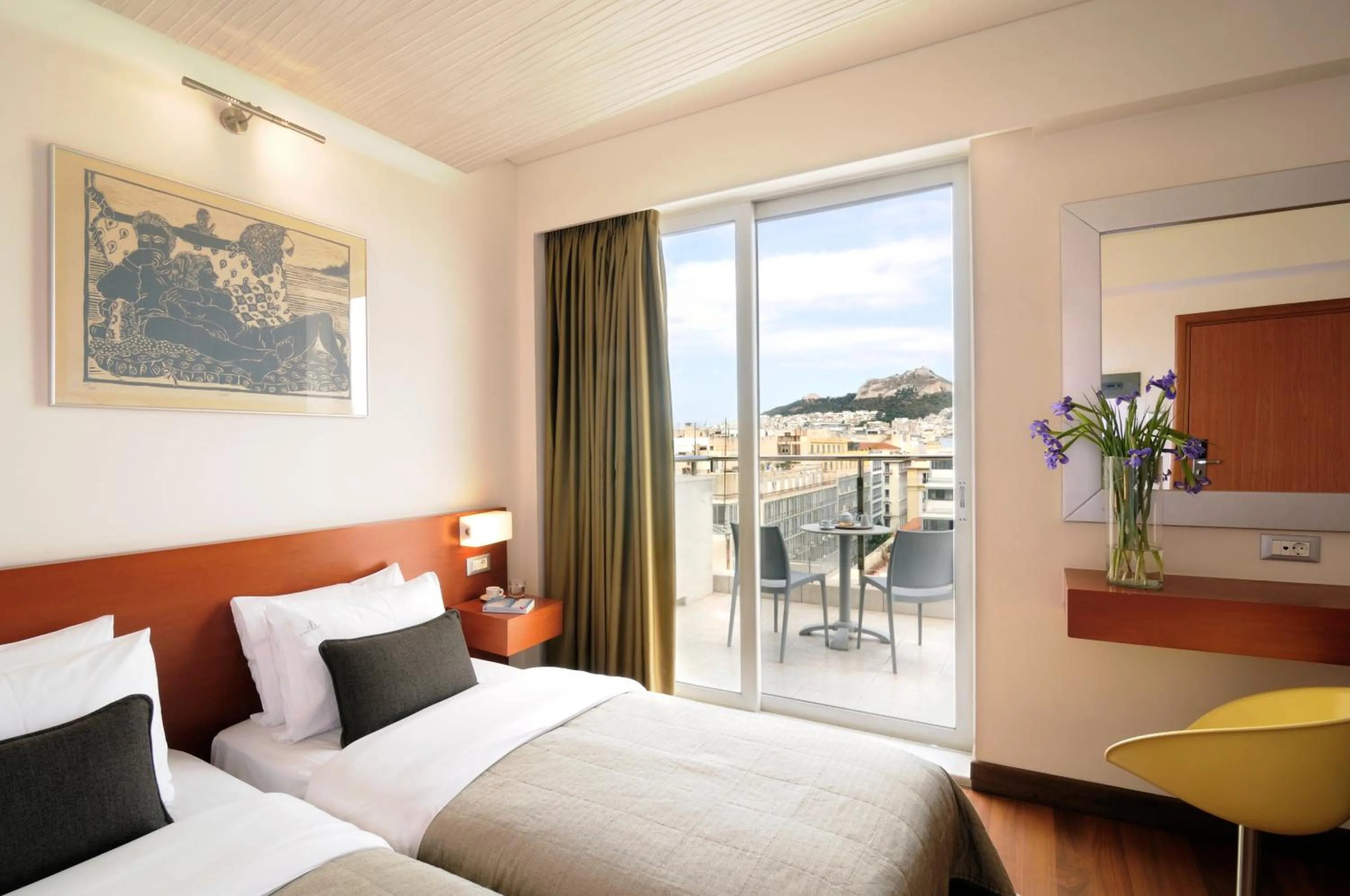 Bed in Dorian Inn - Sure Hotel Collection by Best Western