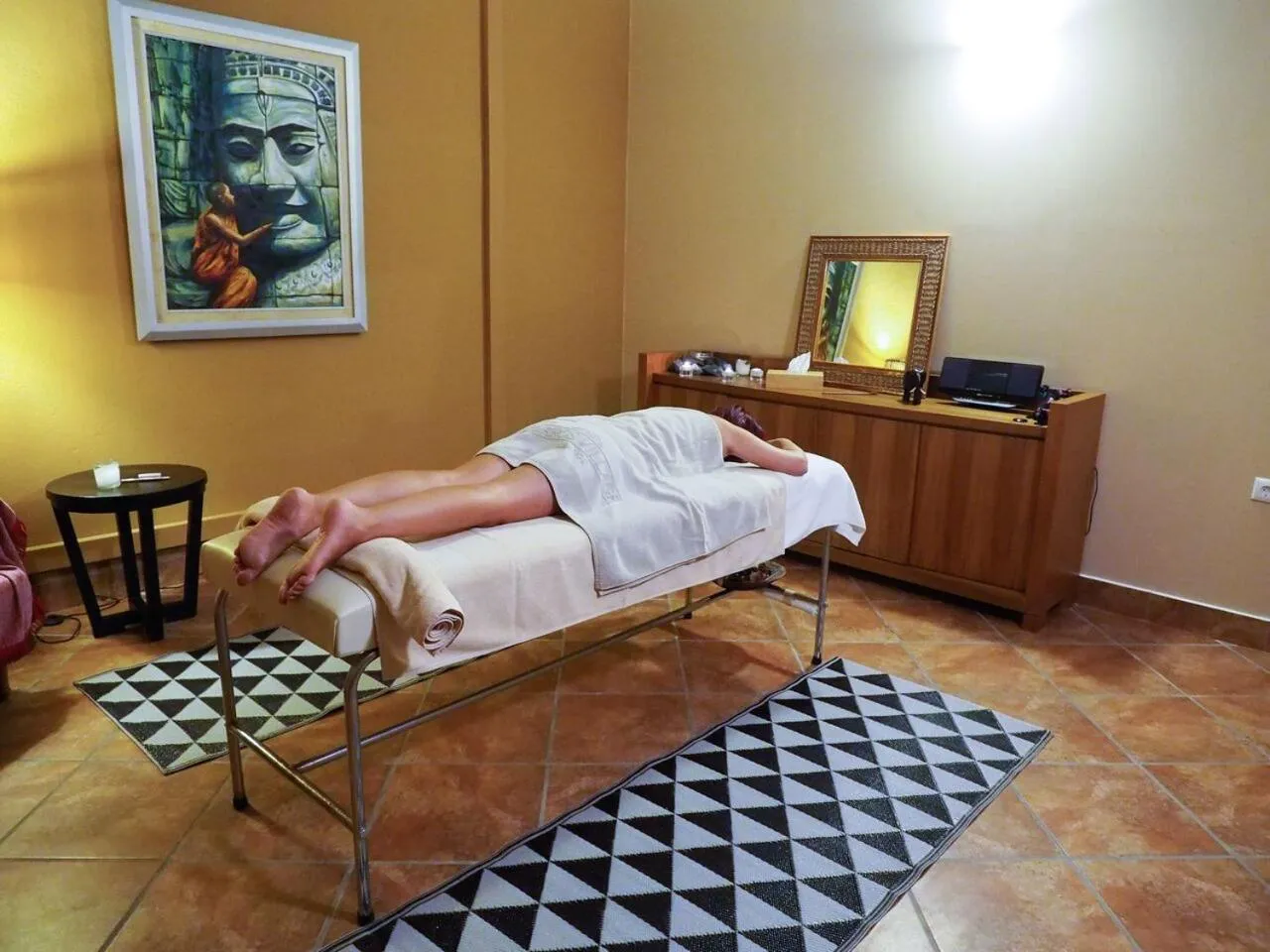 Massage in Varos Village Boutique Hotel