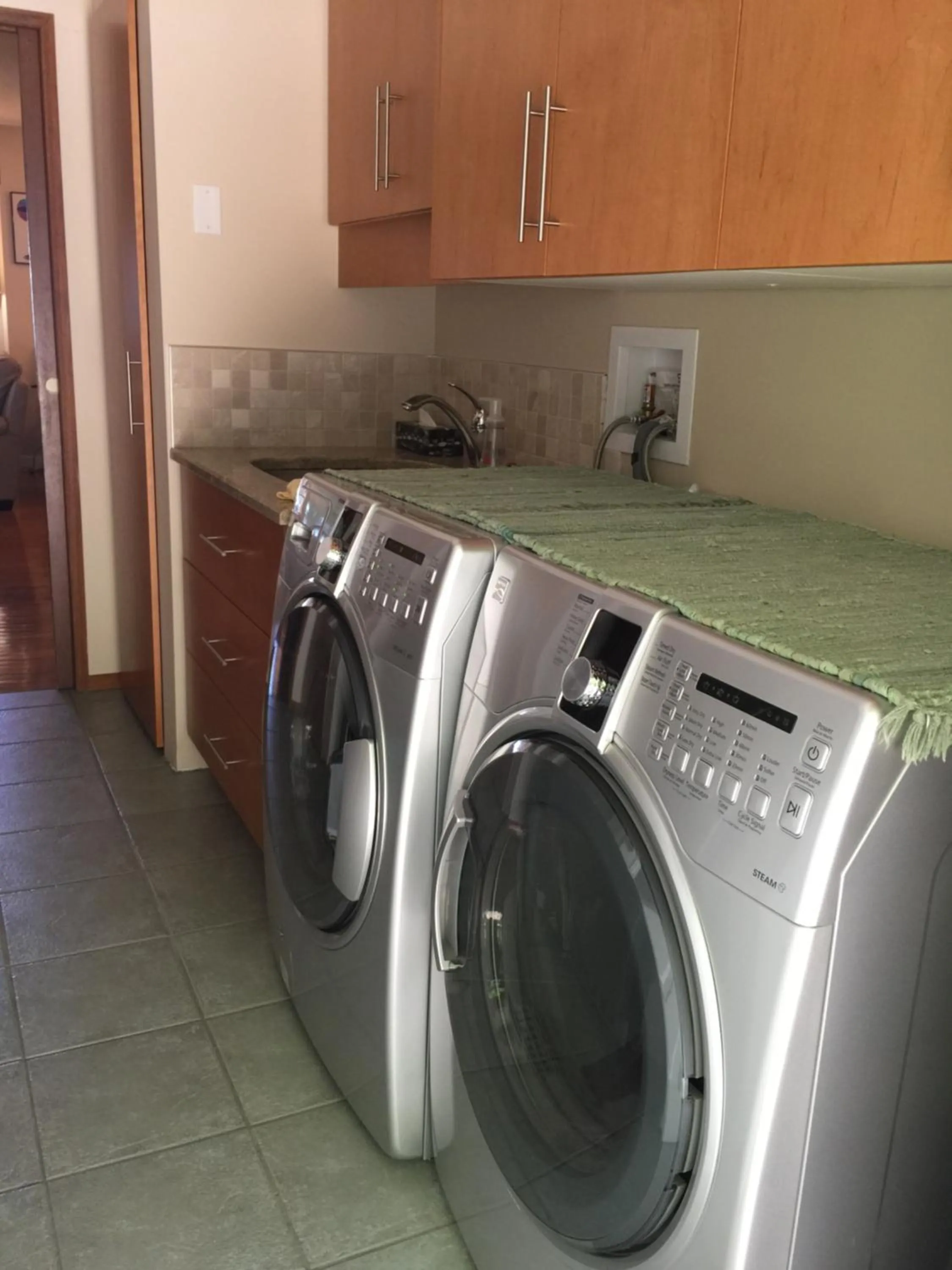 washing machine in Garden Bridge House