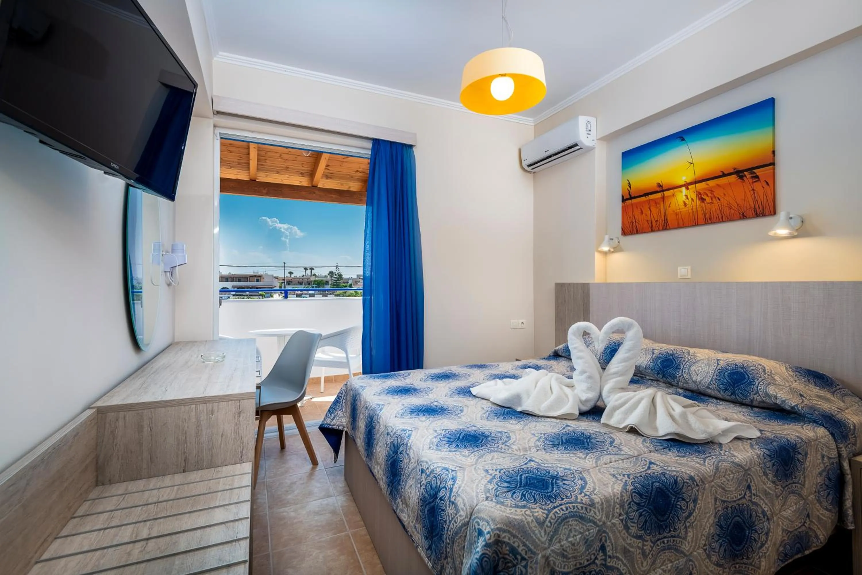 Bed in Hotel Tigaki's Star