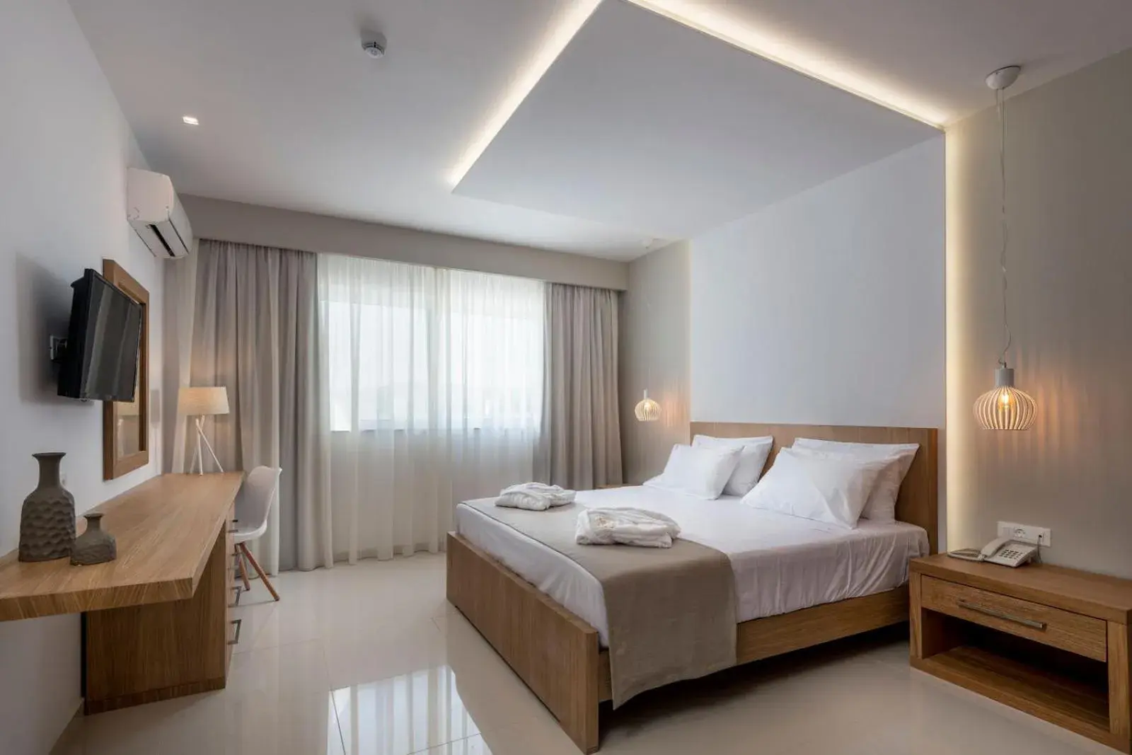 Bedroom, Bed in Gaia Palace Bedroom, Bed in Gaia Palace