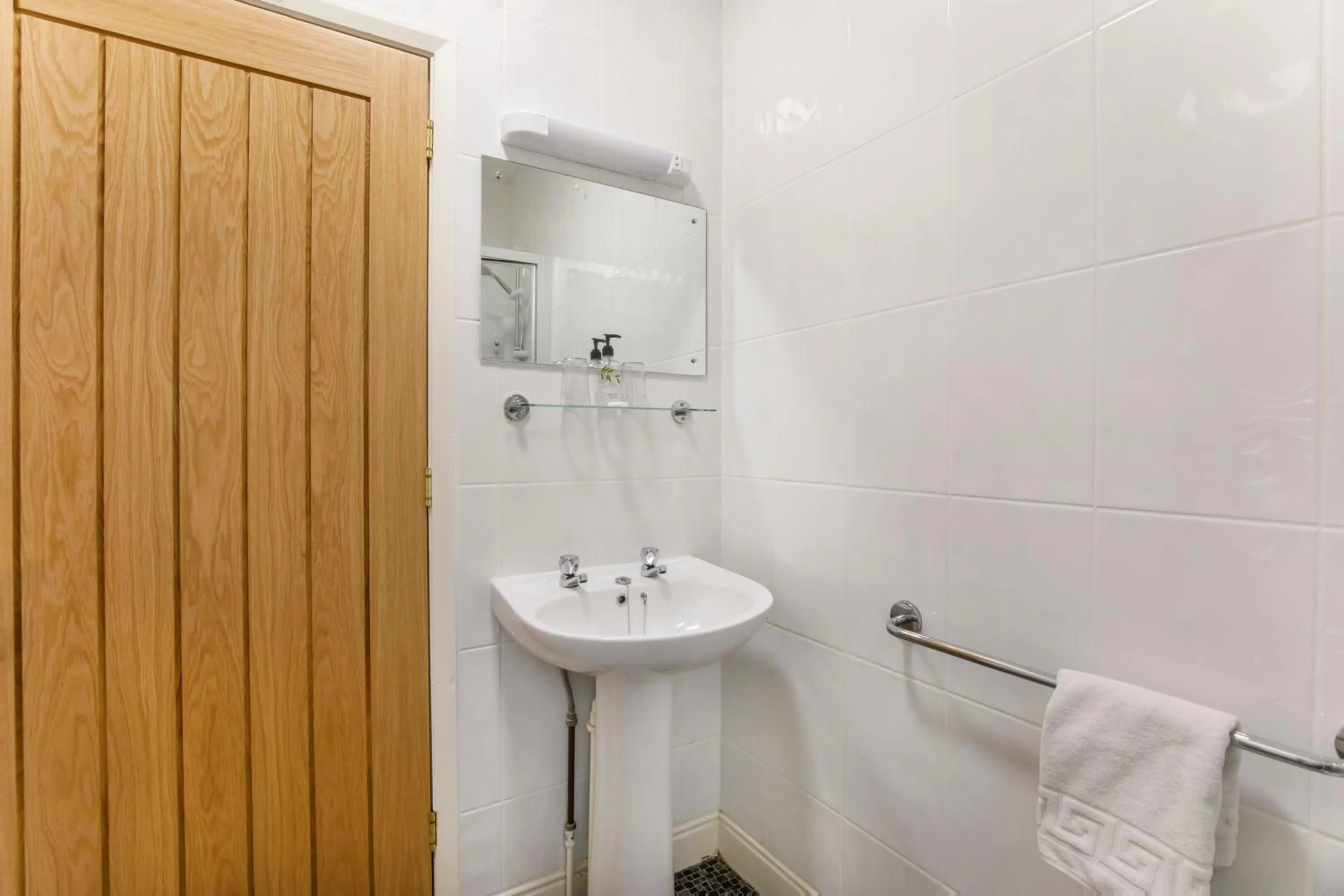 Toilet in St Marys Guest House