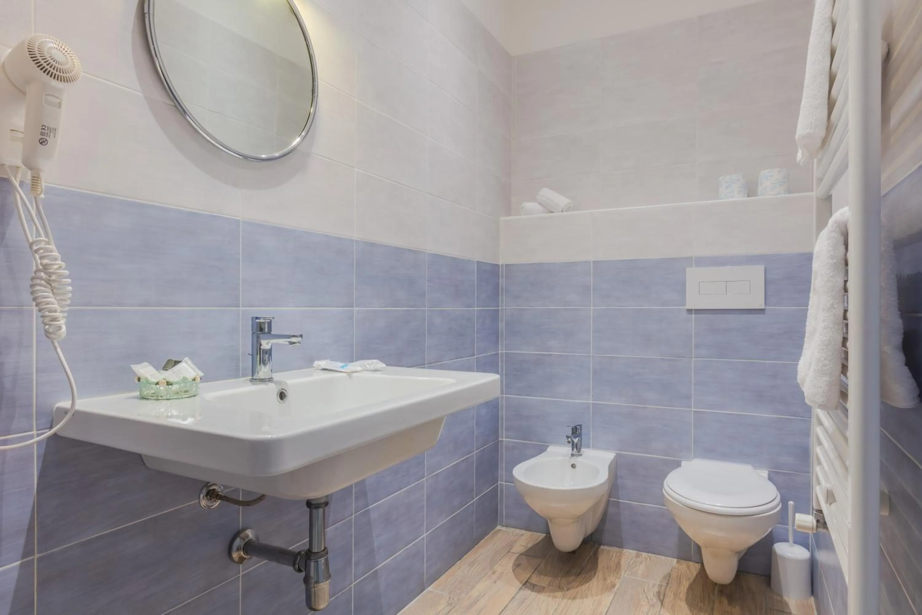 Bathroom in Hotel Viterbo Inn