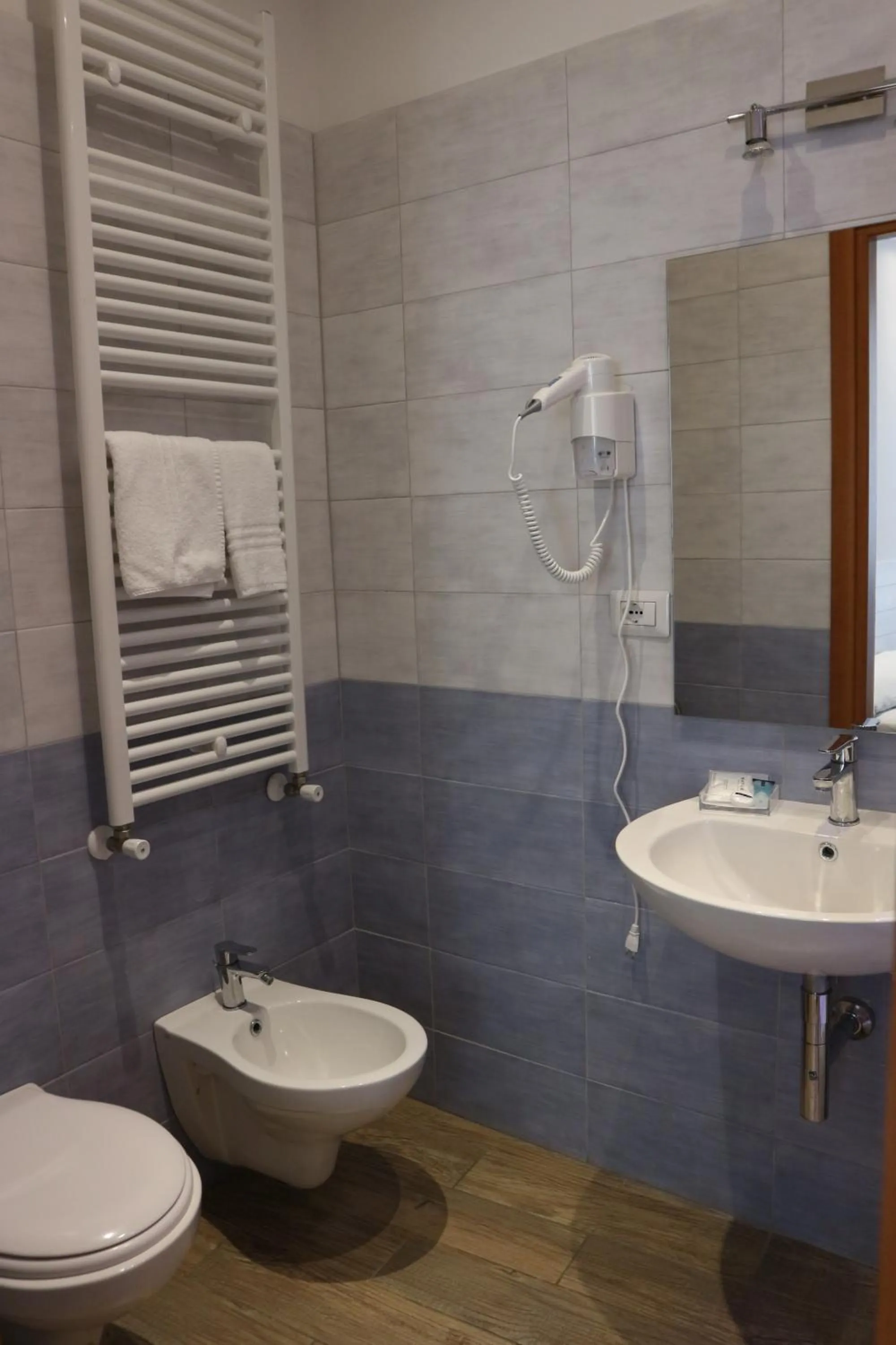 Bathroom in Hotel Viterbo Inn