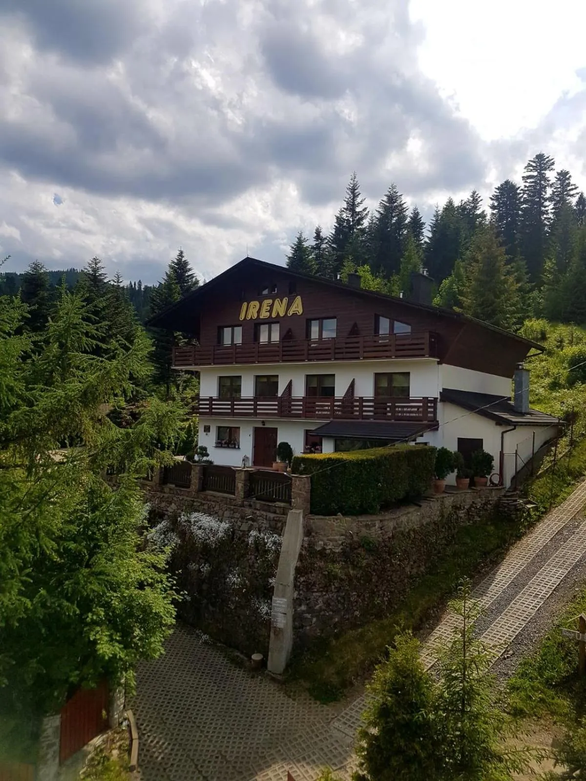 Property building in Irena