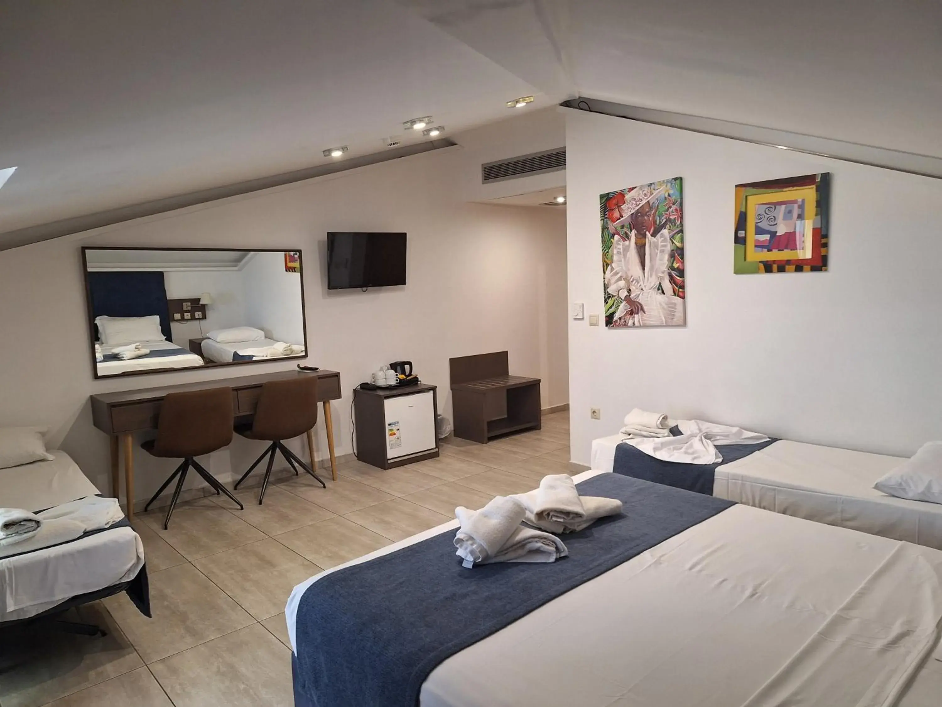 Bed in Perinthos Hotel Bed in Perinthos Hotel