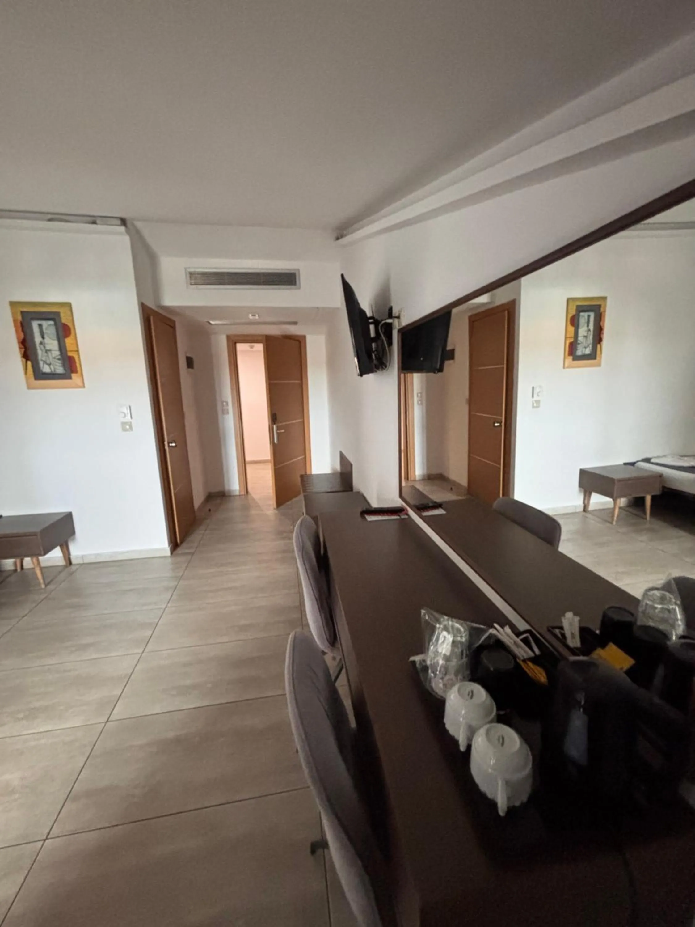 TV and multimedia in Perinthos Hotel