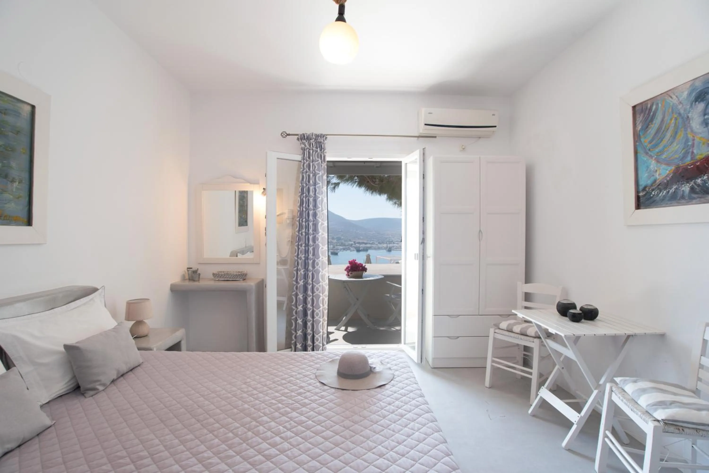 Bathroom, Bed in KrotiriBay adults