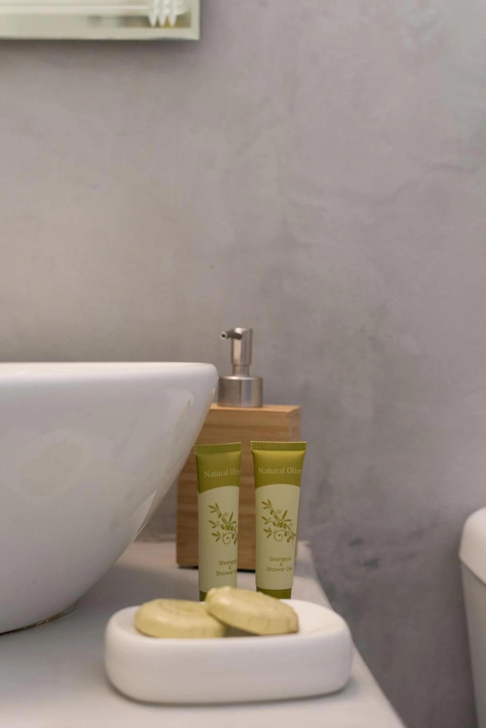 Decorative detail in KrotiriBay adults