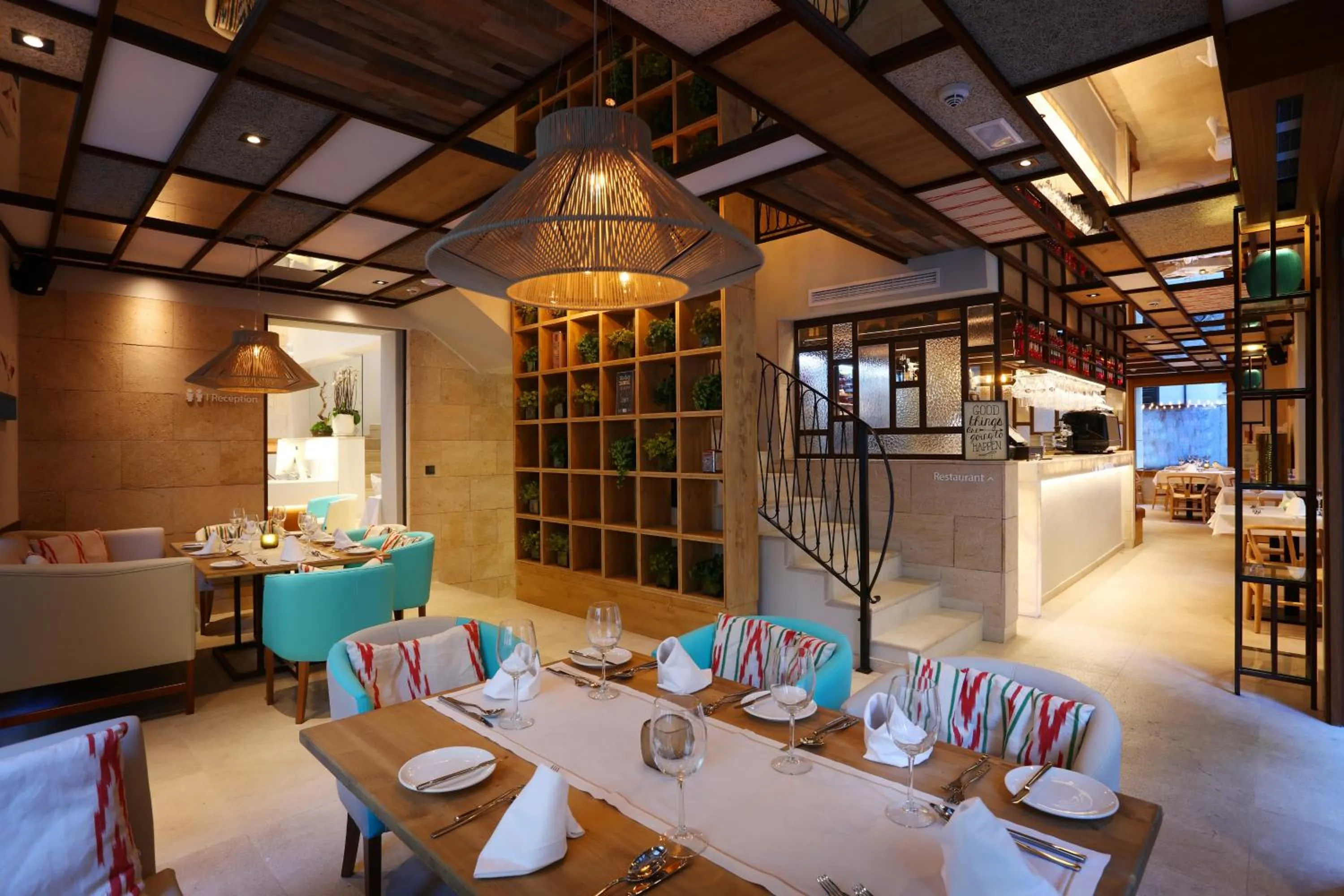 Restaurant/places to eat in BO Hotel Palma