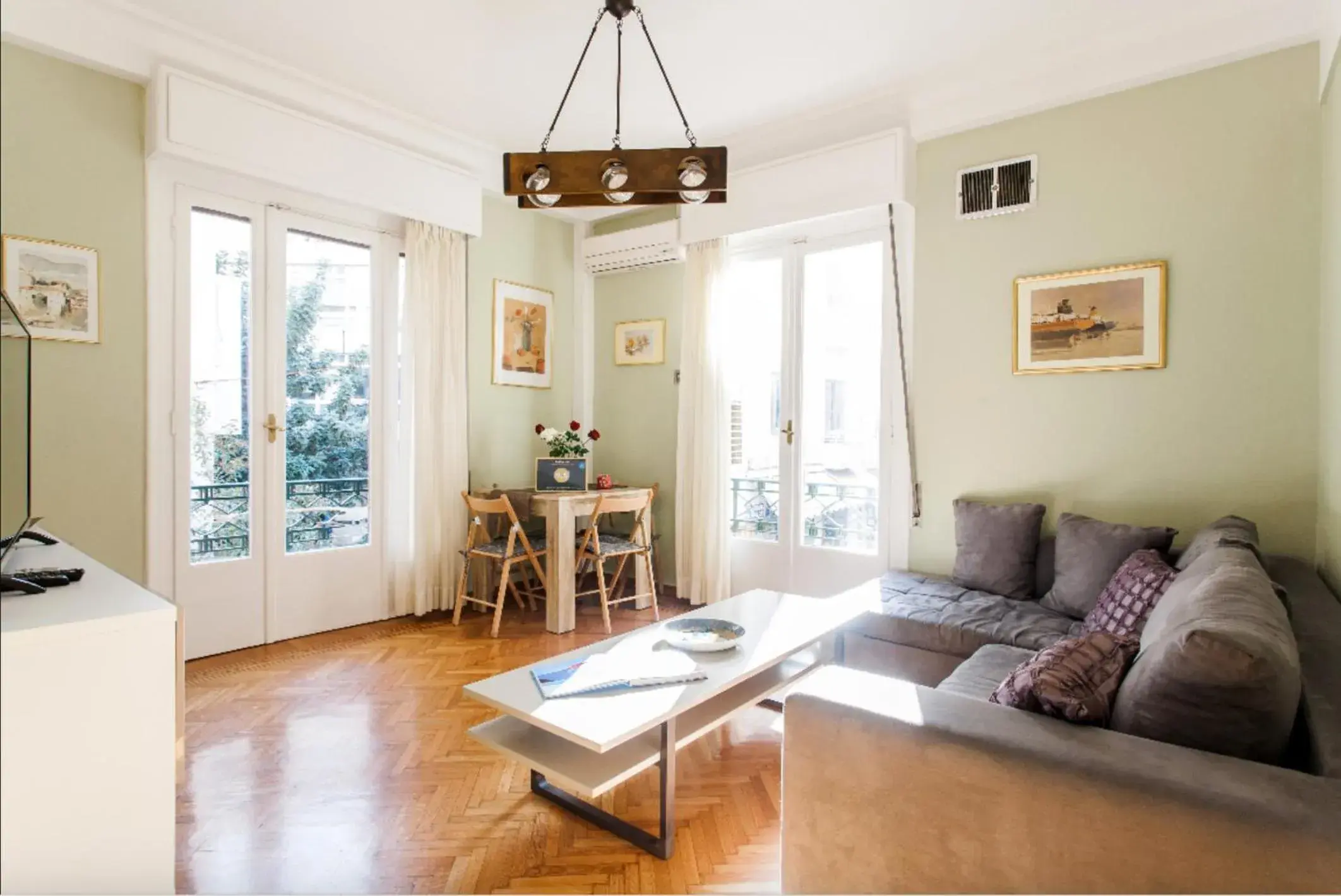 Deluxe Apartment in Beautiful Apartment at Plaka Deluxe Apartment in Beautiful Apartment at Plaka