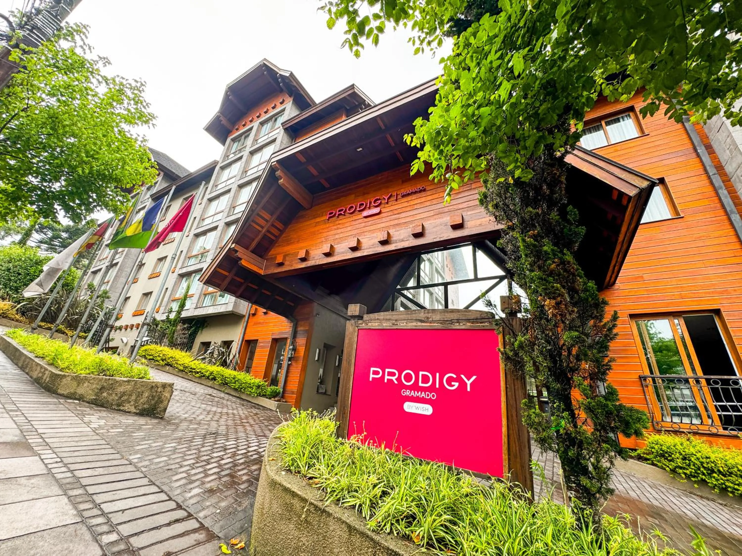Property building in Prodigy Gramado by Wish