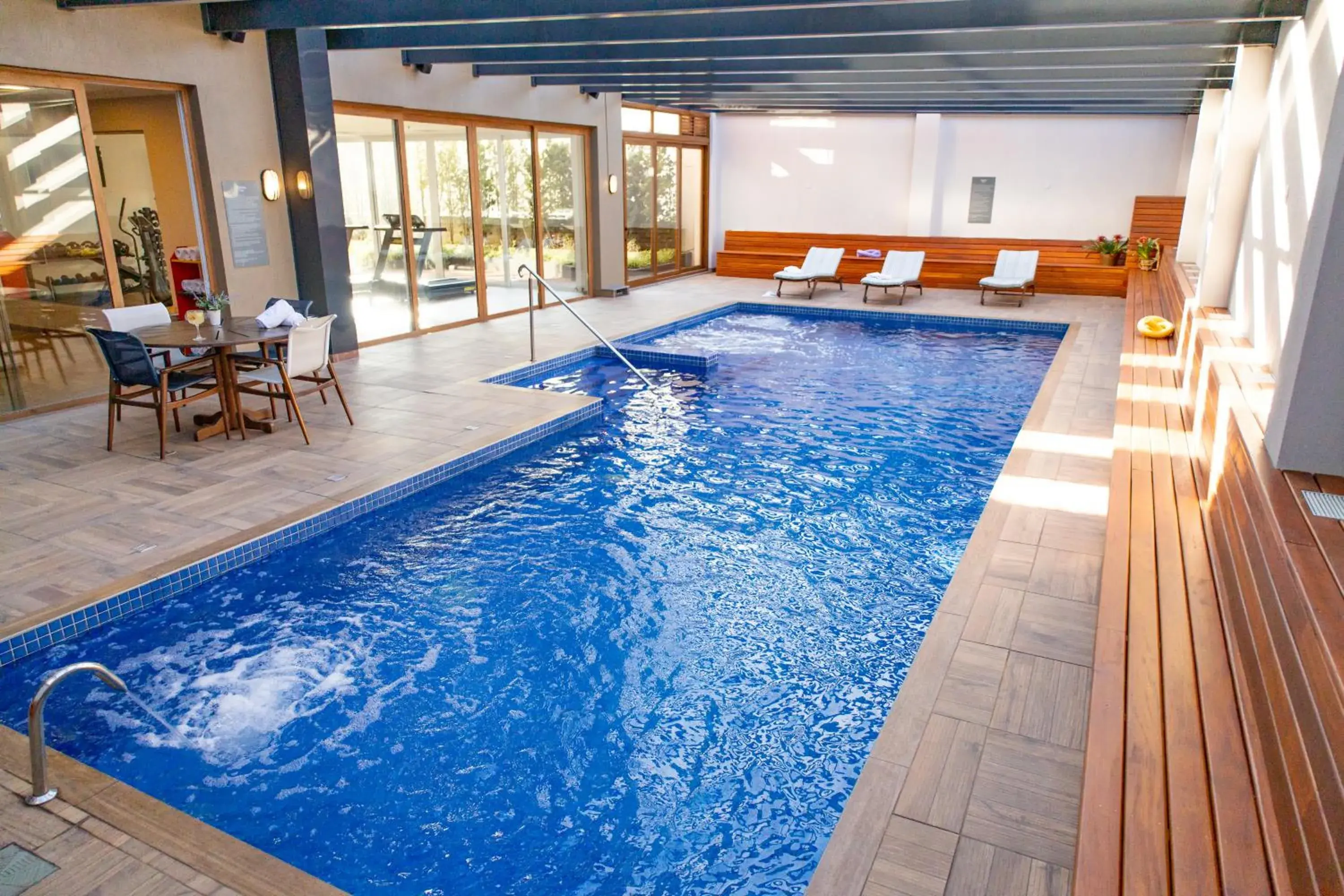 Pool view in Prodigy Gramado by Wish Pool view in Prodigy Gramado by Wish