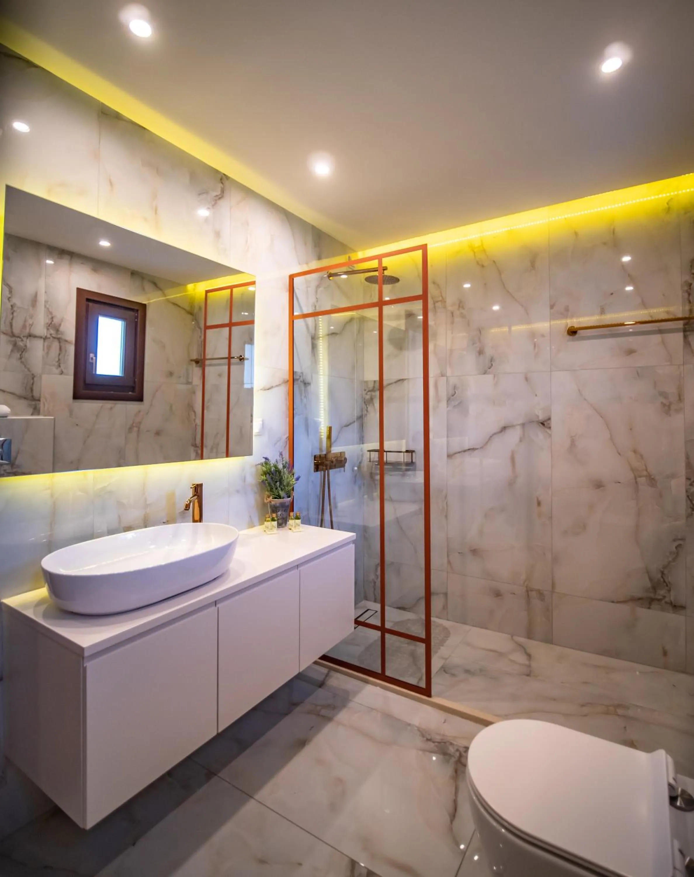 Erofili Hotel & Suites