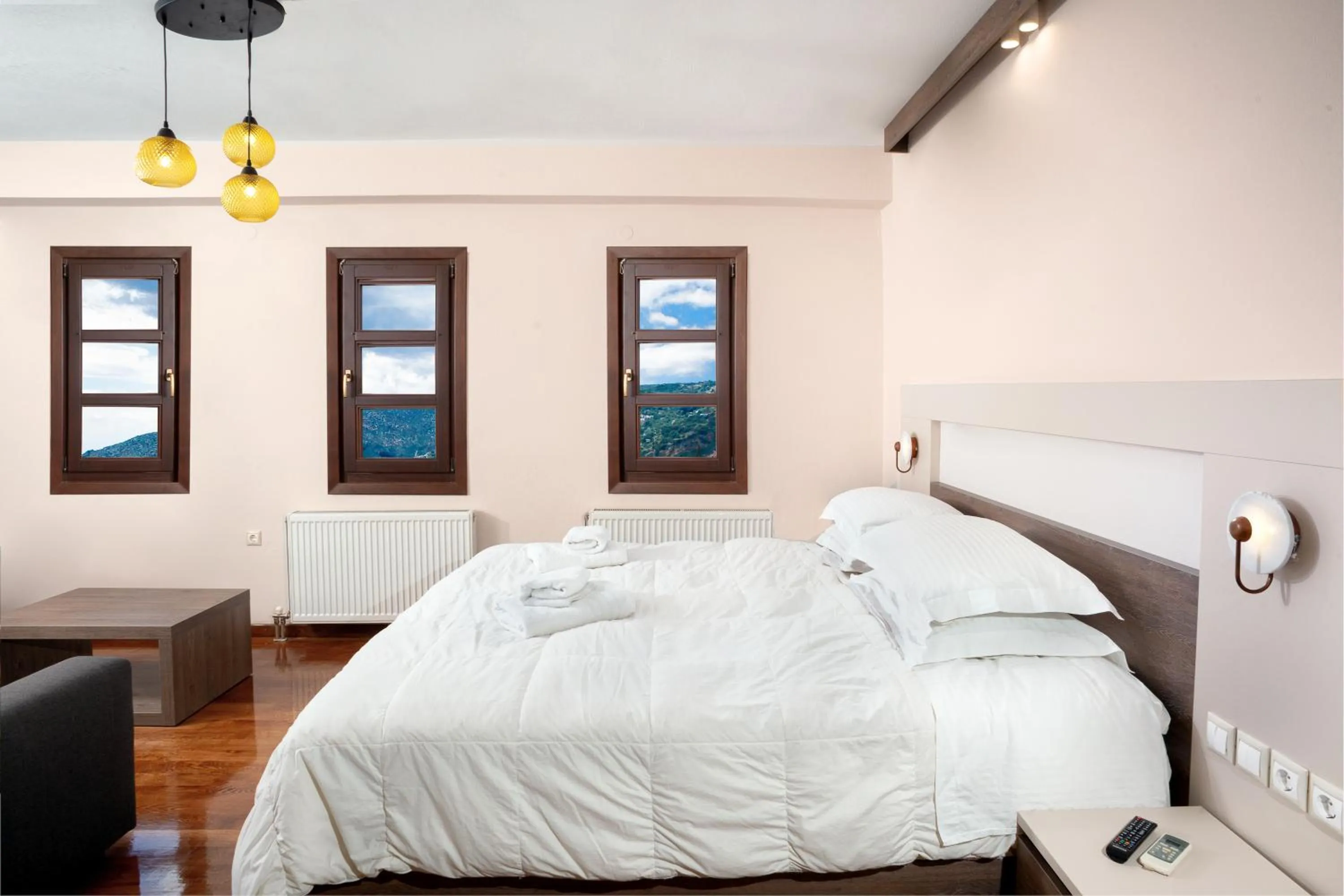 Bedroom, Bed in Erofili Hotel & Suites