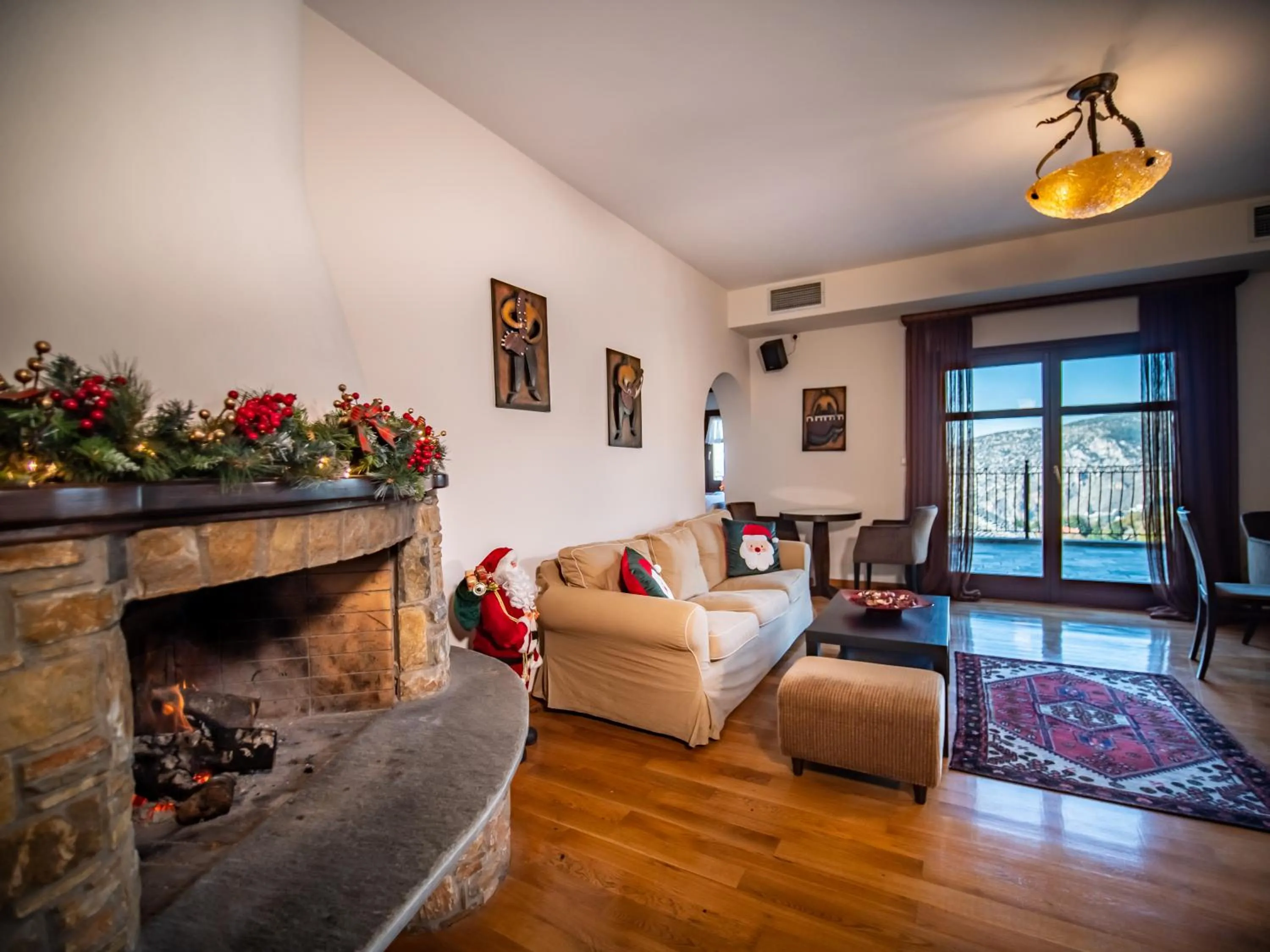 Erofili Hotel & Suites