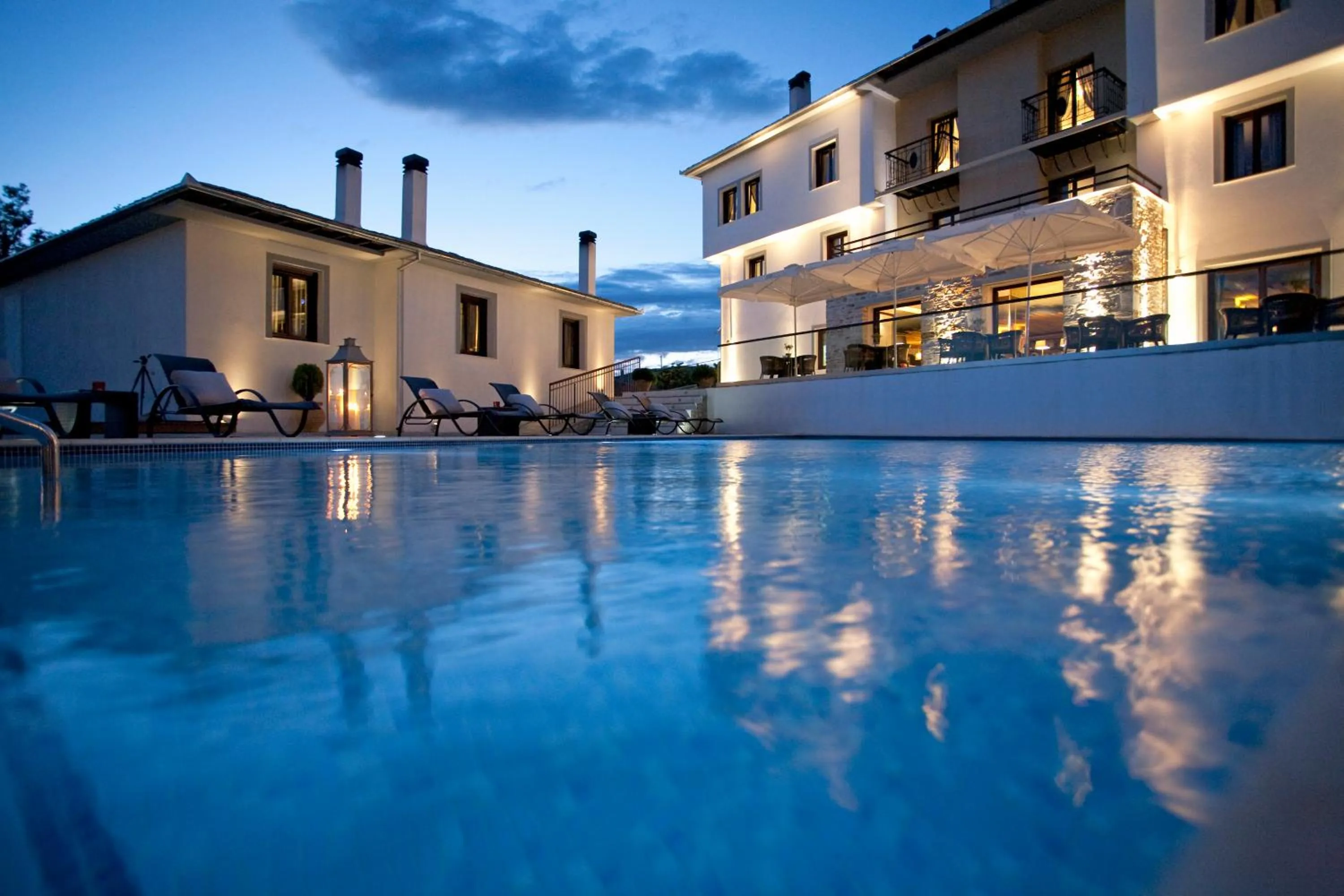 Pool view in Despotiko