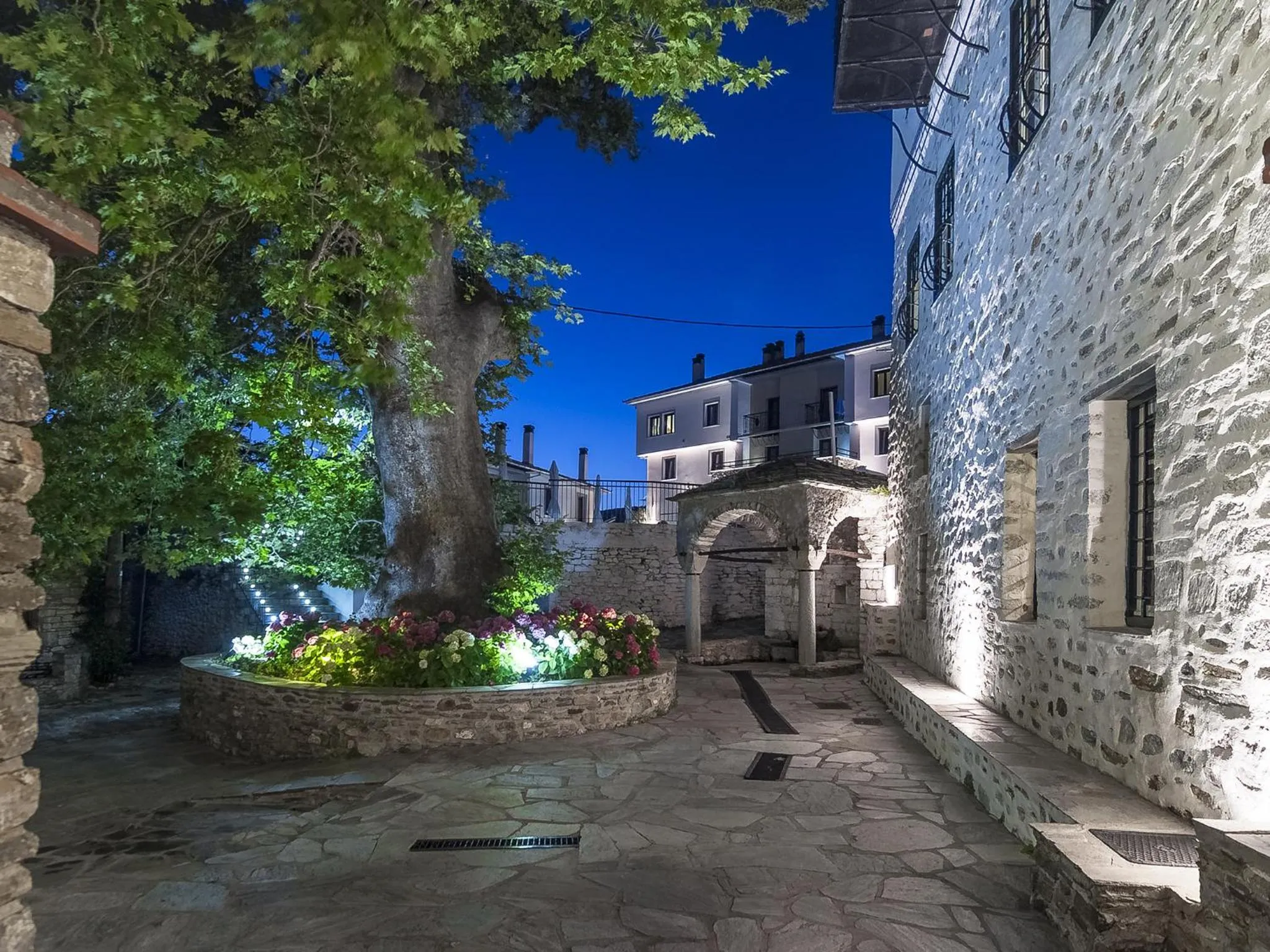 Property building in Despotiko