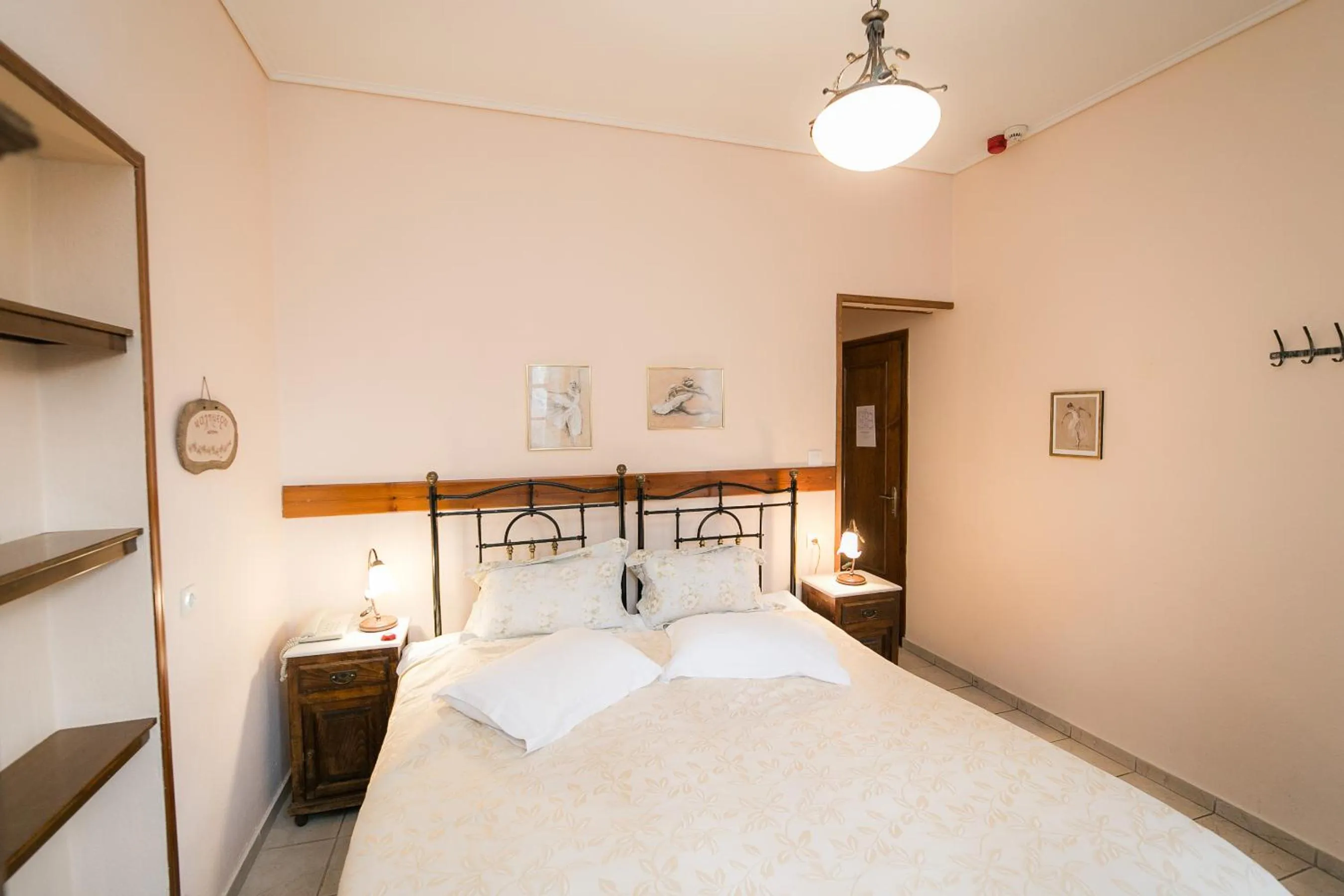 Bed in Gastronomy Hotel Kritsa