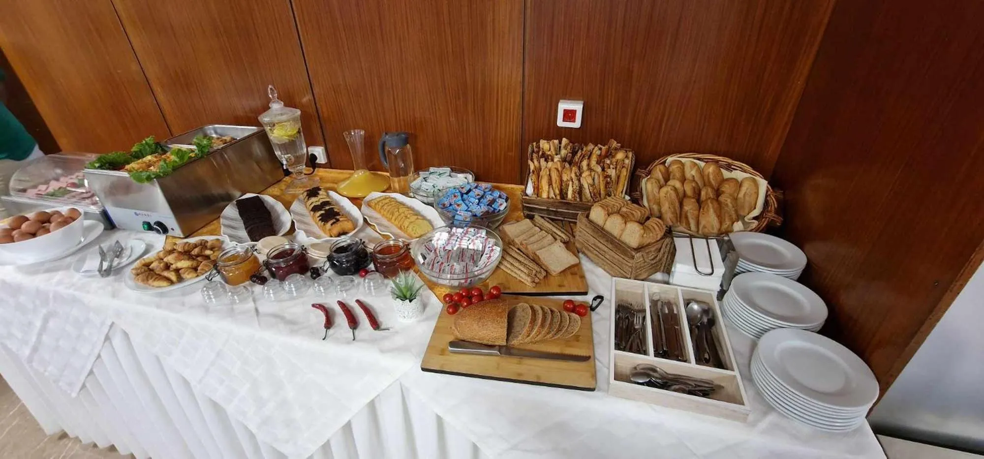 Breakfast in Hotel Nefeli