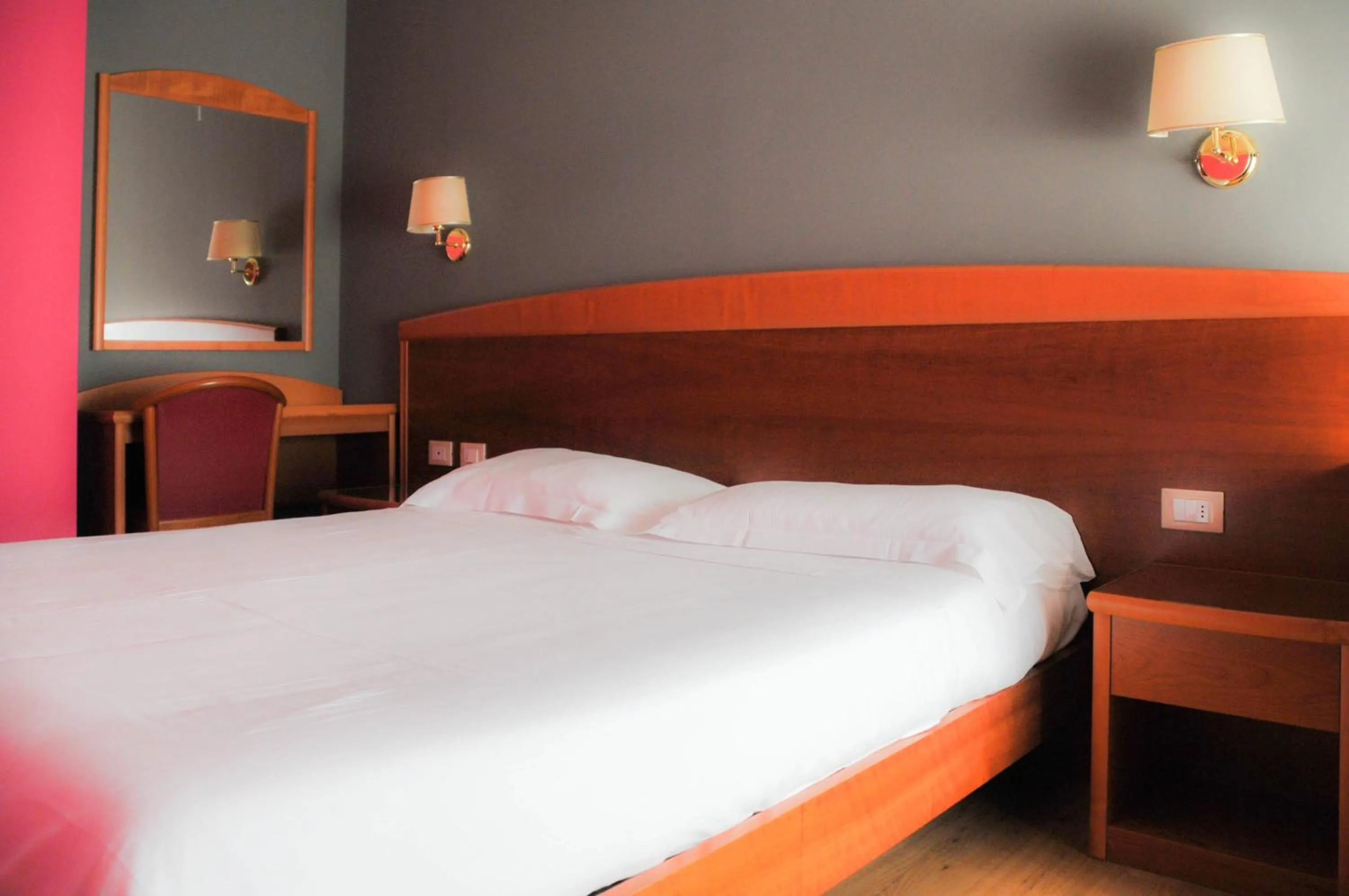 Bedroom in Hotel Marco Effe