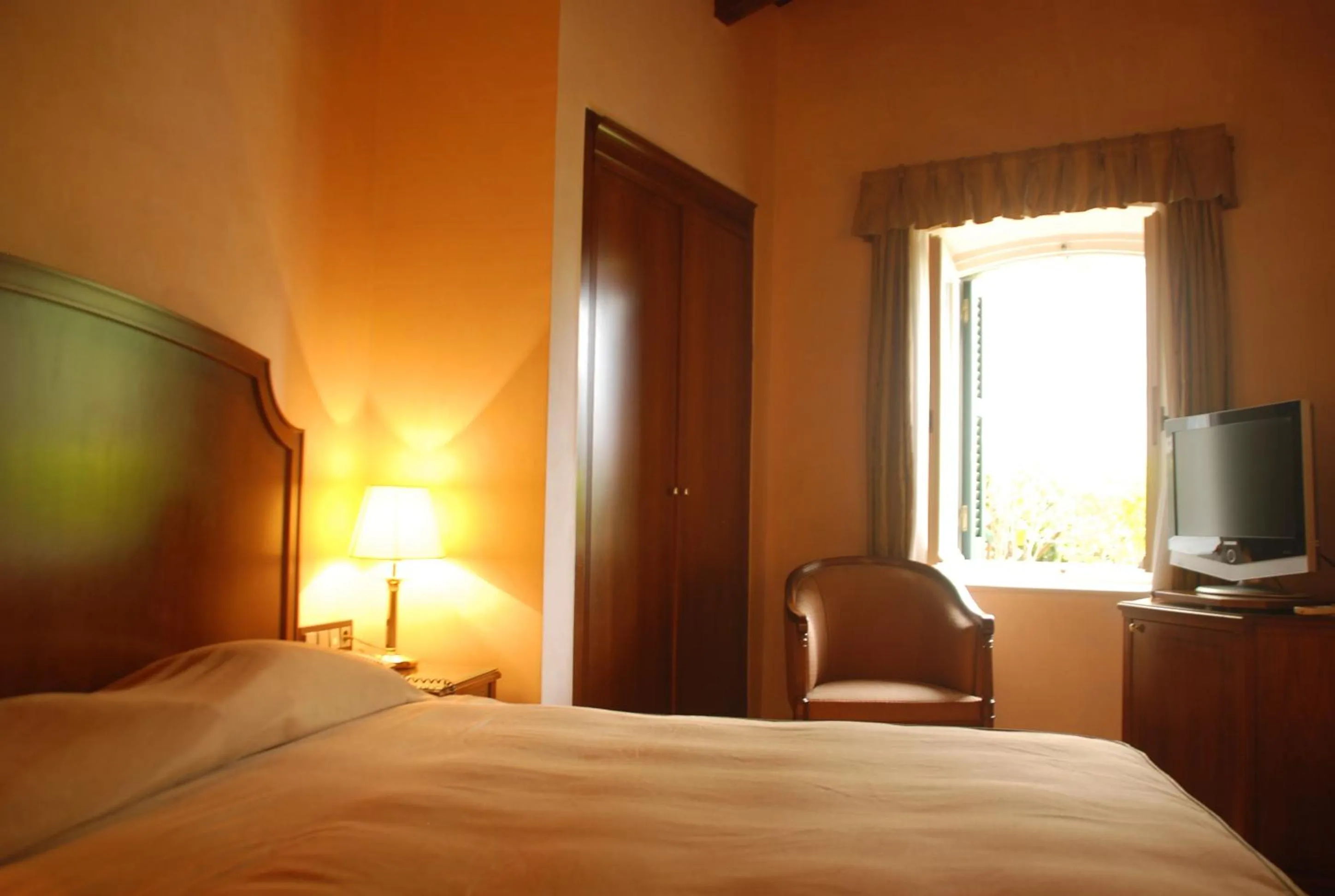 Bed in Siora Vittoria Boutique Hotel