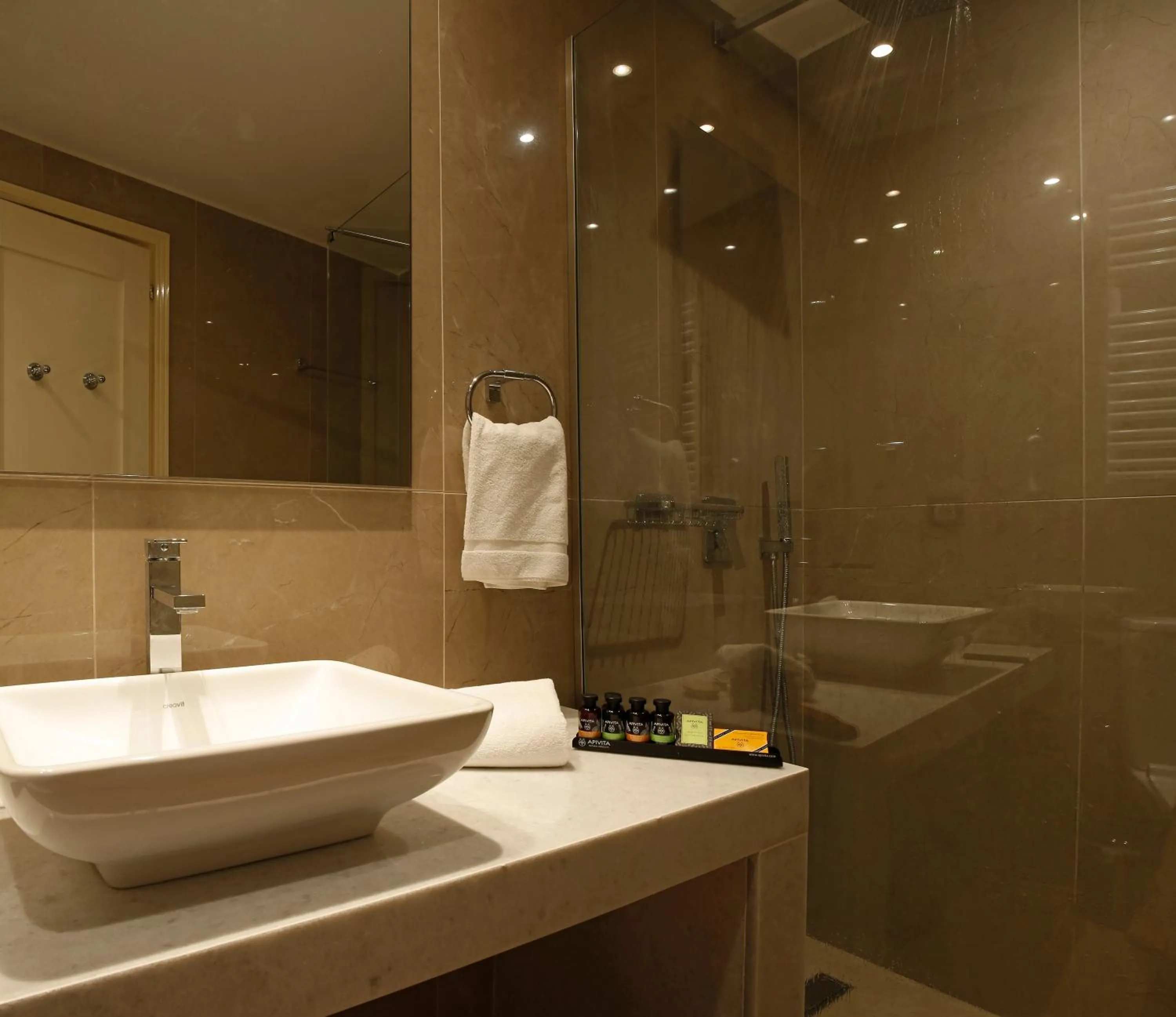 Bathroom in Siora Vittoria Boutique Hotel