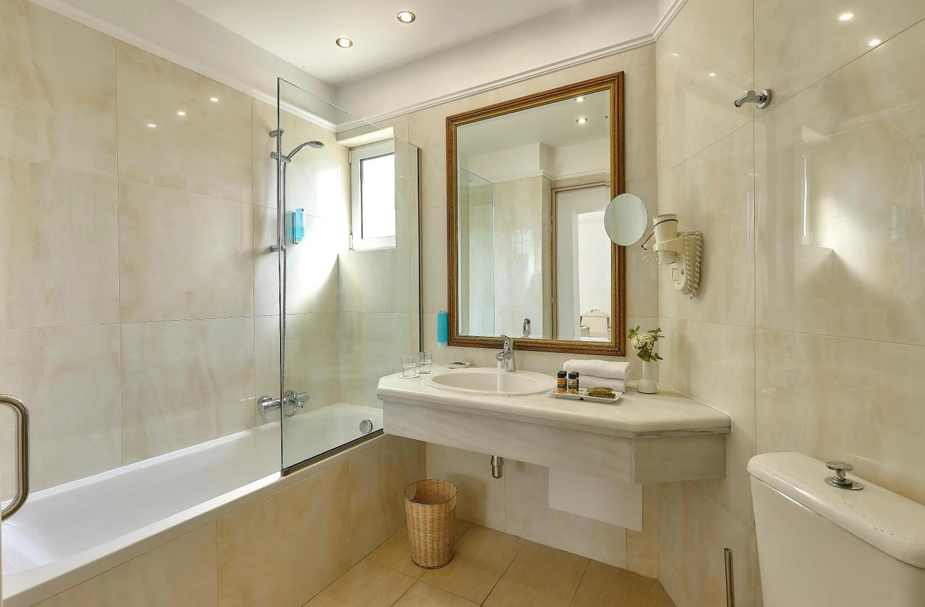 Bathroom in Alexander Beach Hotel & Village Resort