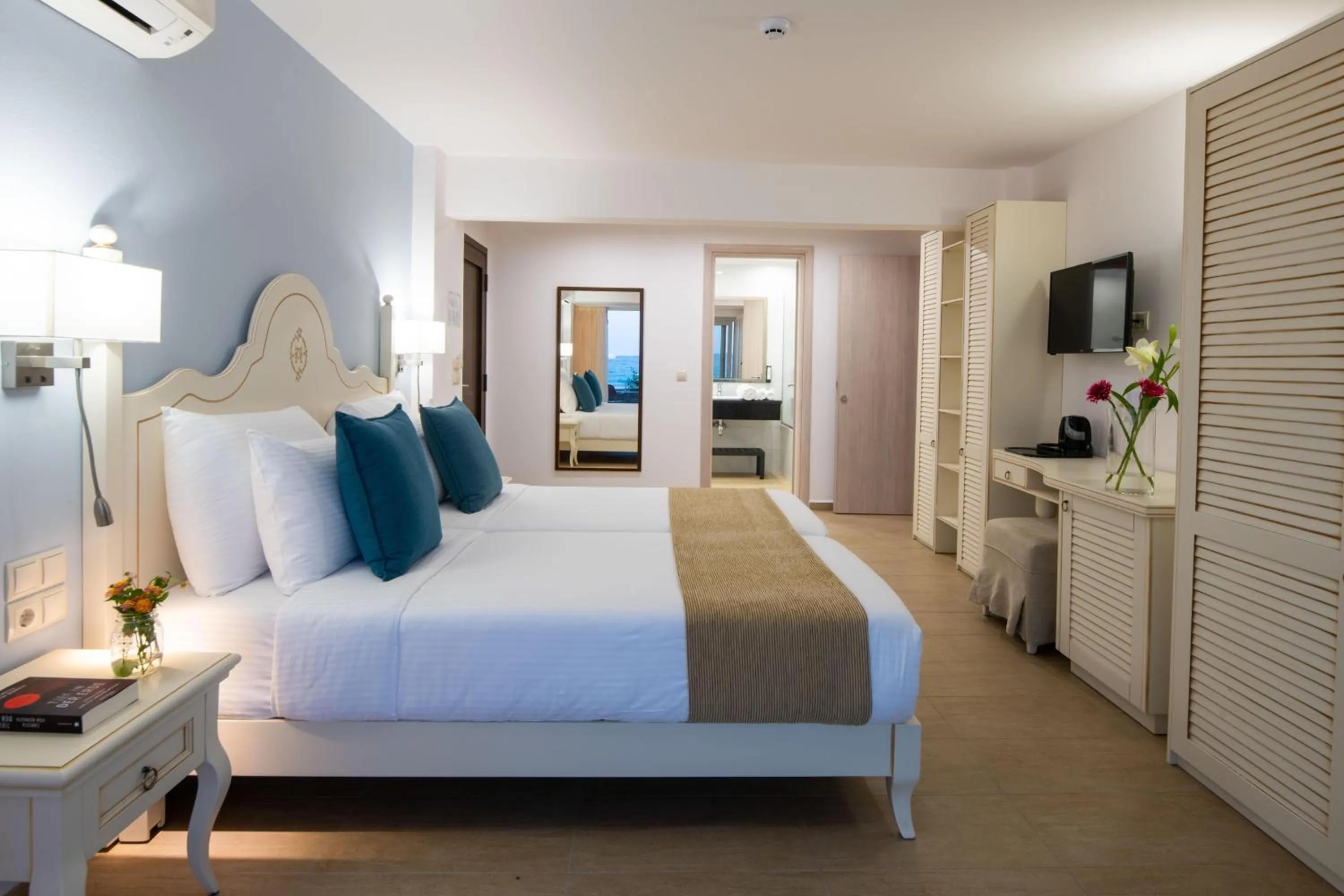 Photo of the whole room, Bed in Alexander Beach Hotel & Village Resort