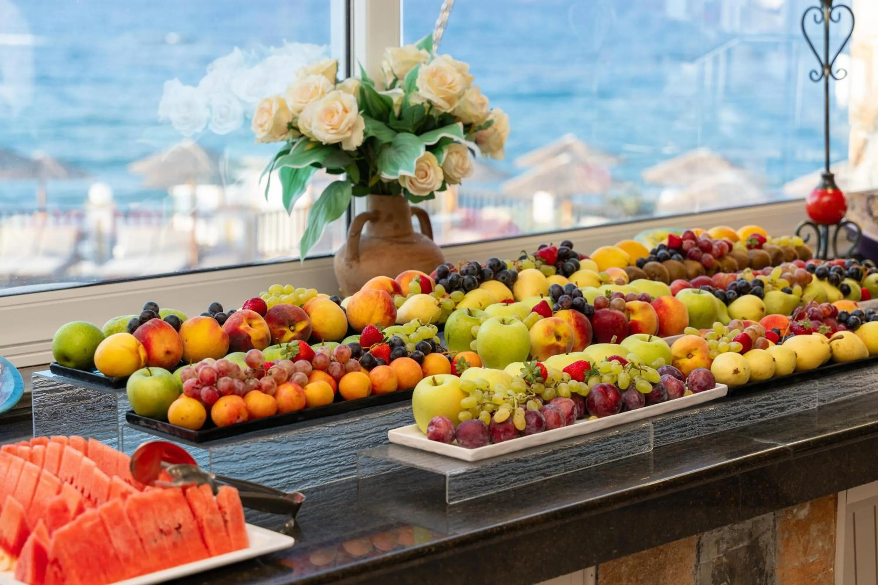 Restaurant/places to eat in Alexander Beach Hotel & Village Resort