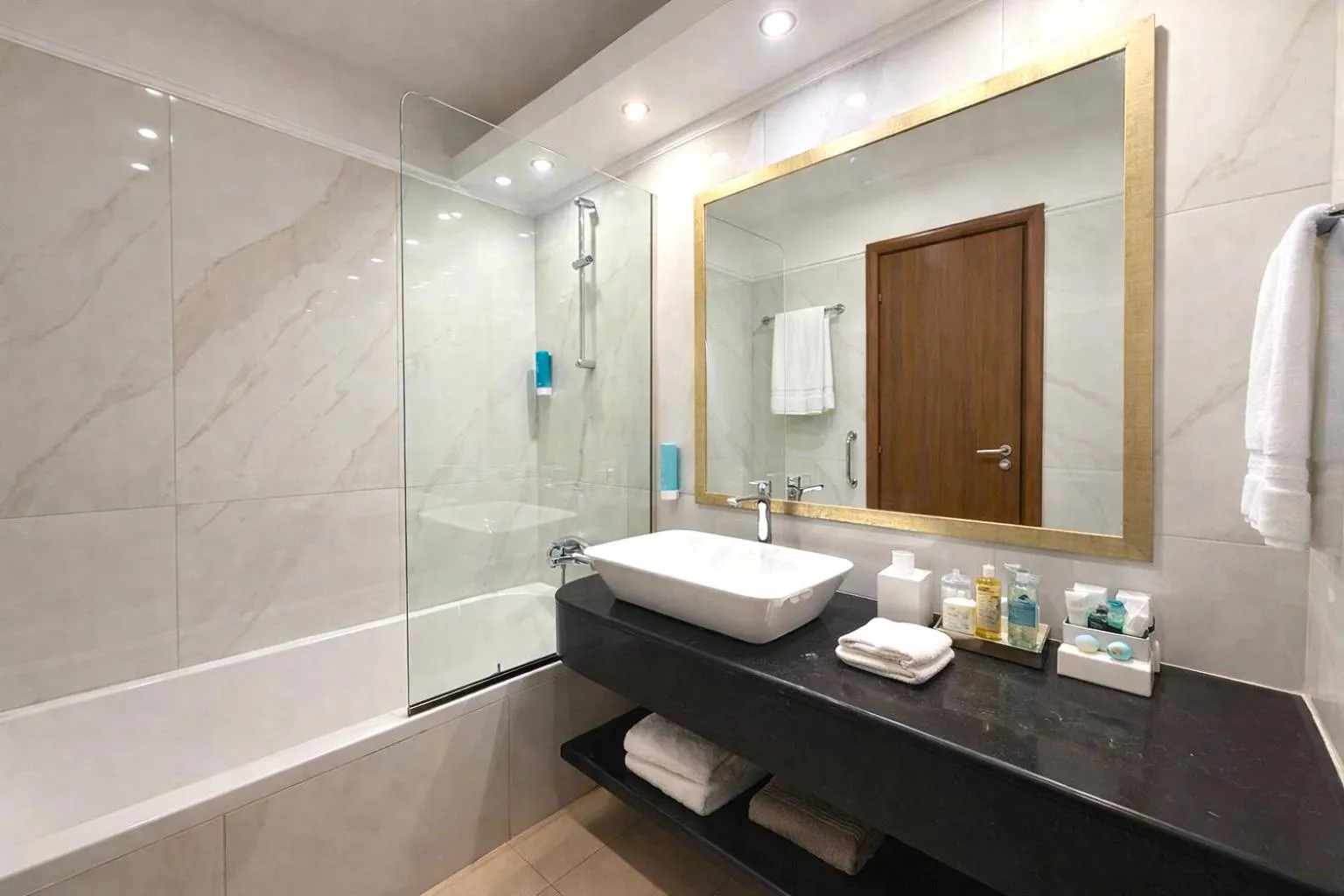 Bathroom in Alexander Beach Hotel & Village Resort