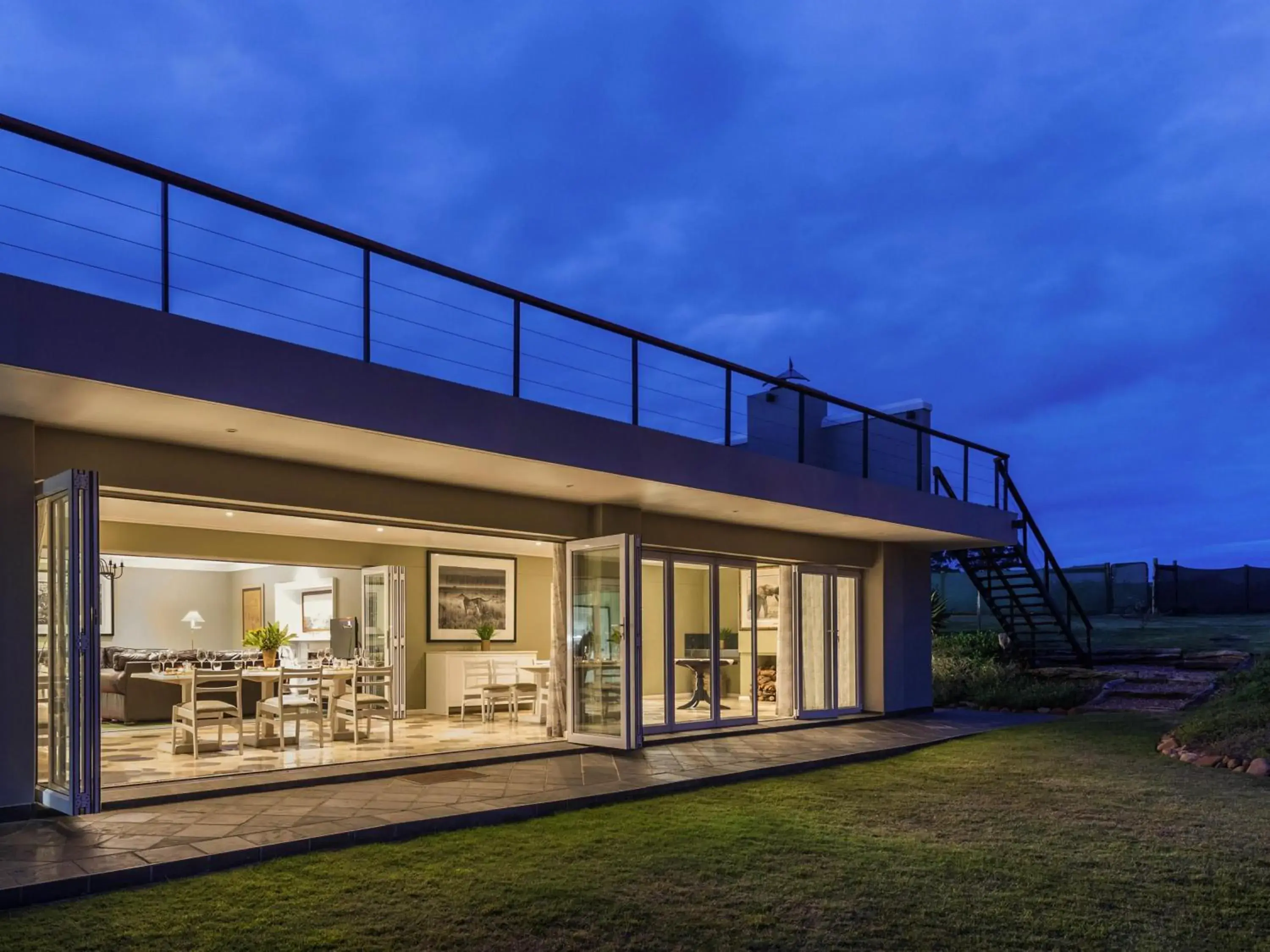 Breakfast in Founders Lodge by Mantis Breakfast in Founders Lodge by Mantis