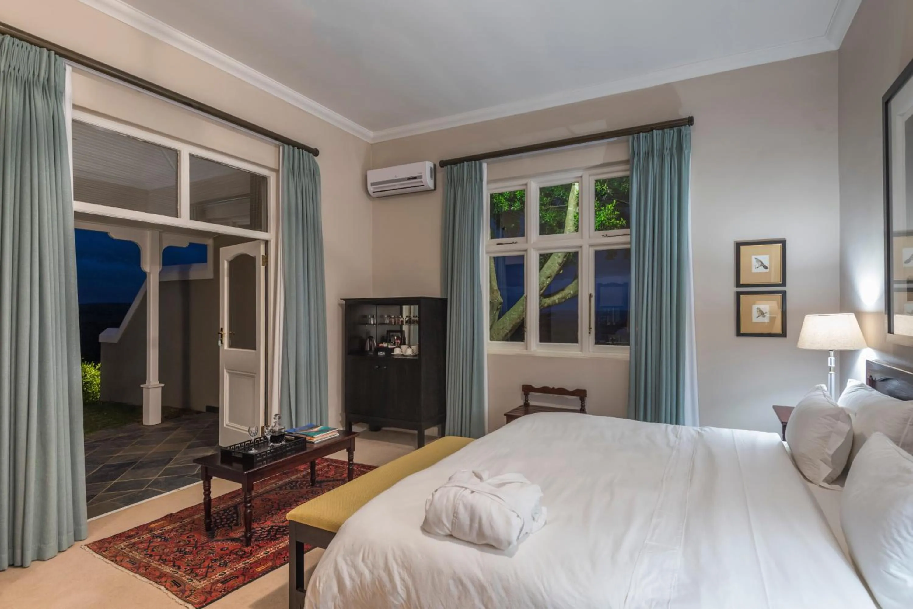 Bed in Founders Lodge by Mantis