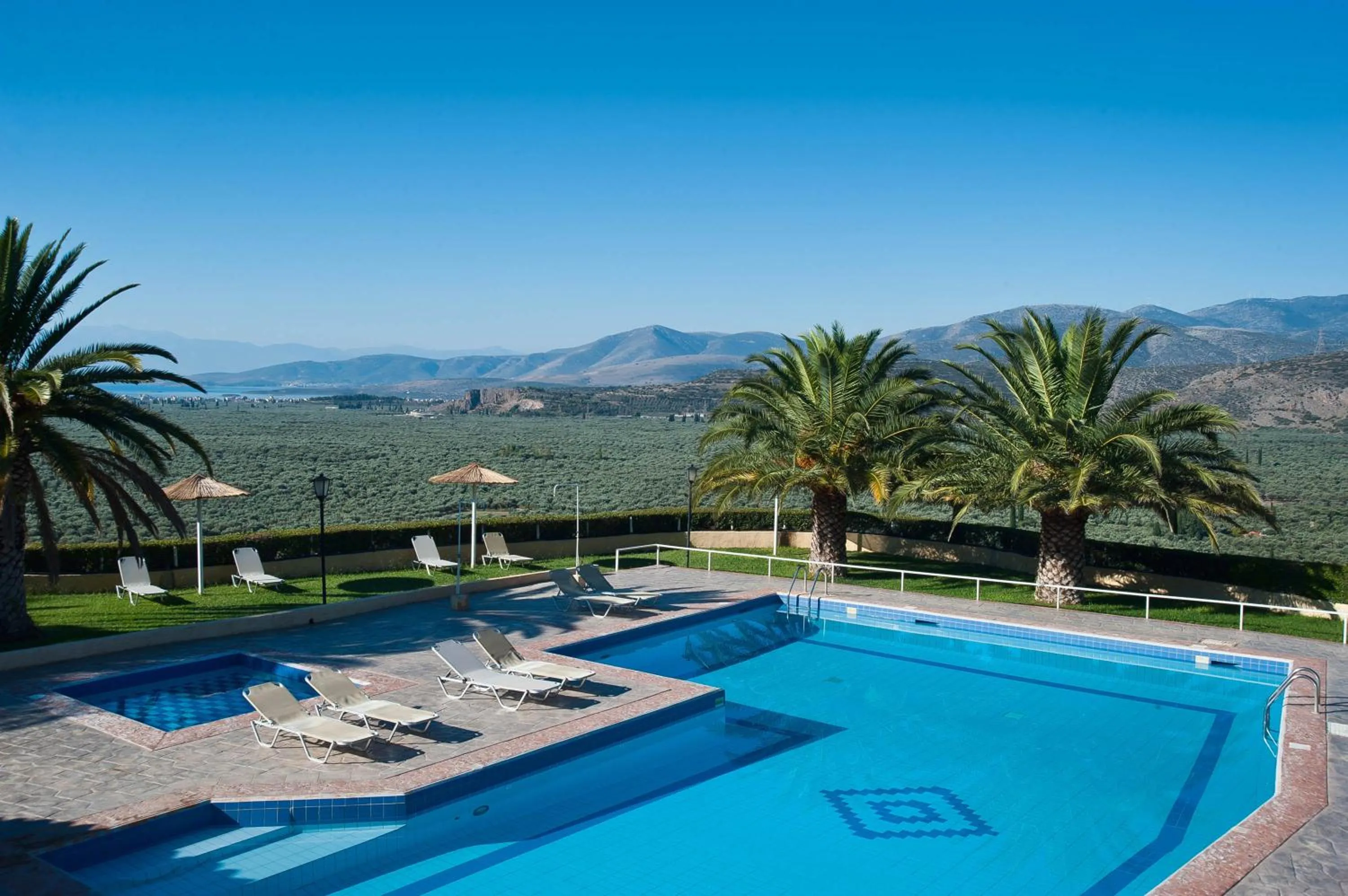 Swimming pool in Chrissa Camping Rooms & Bungalows