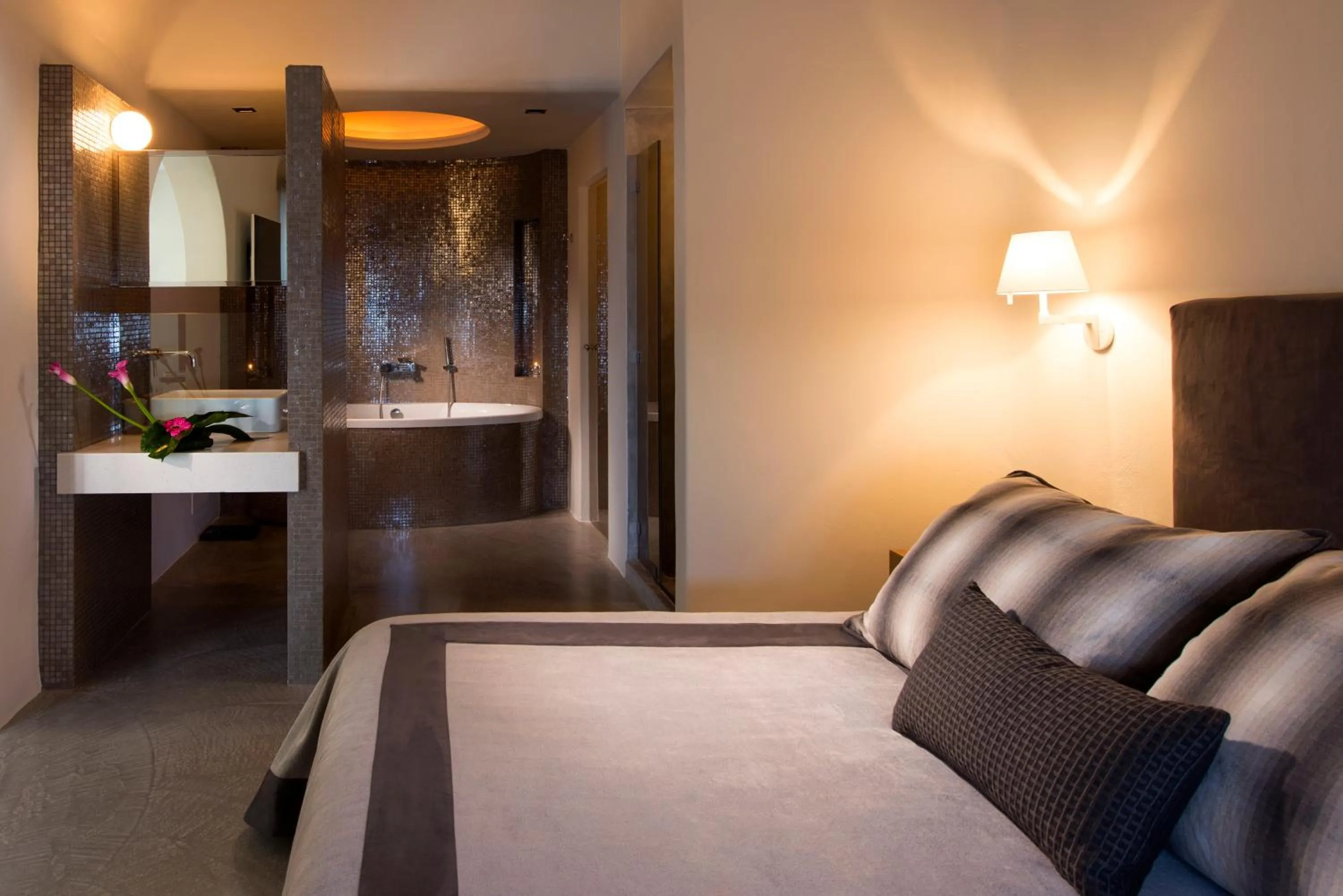 Bed in Avaton Resort And Spa