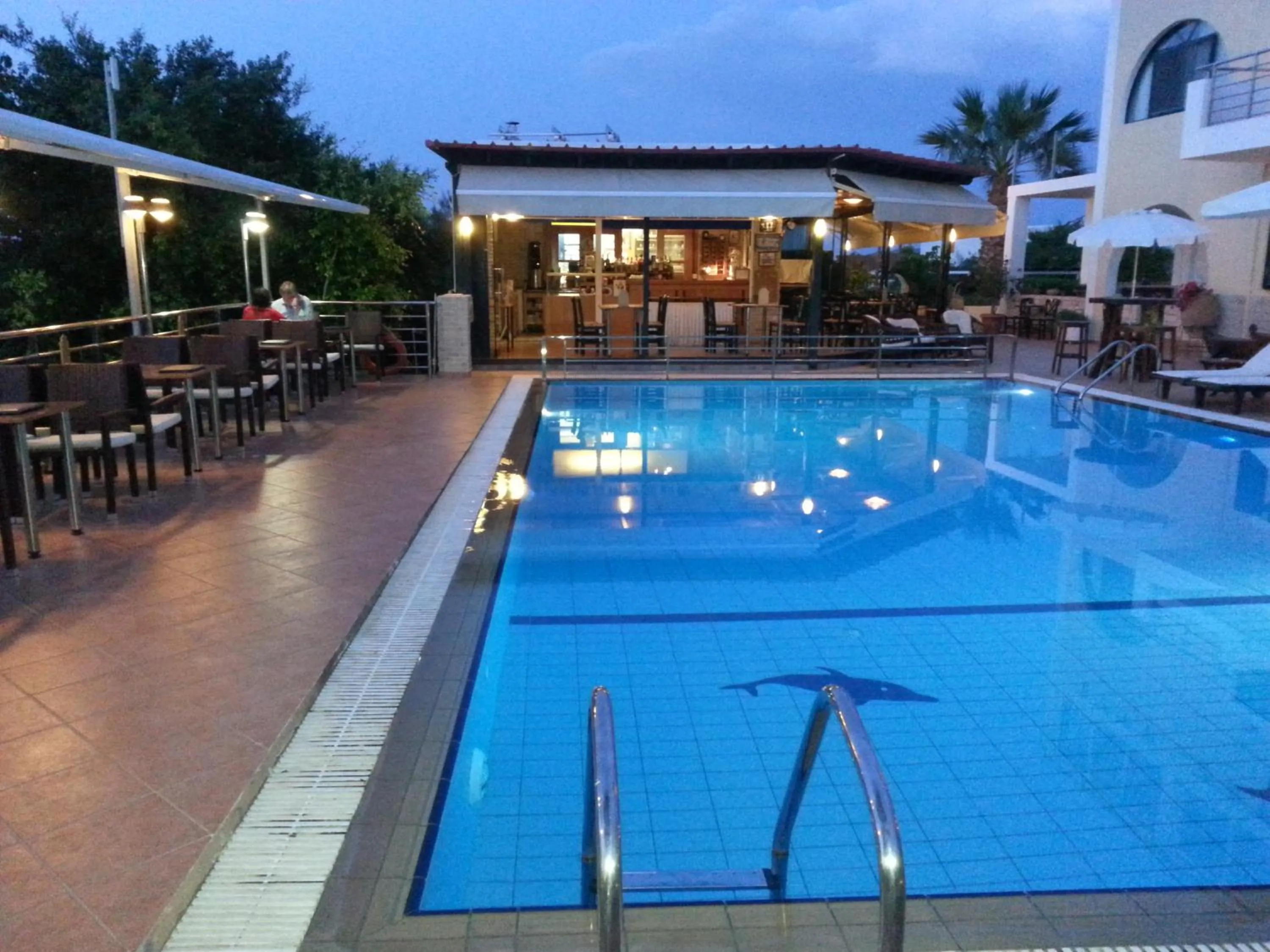 Swimming pool in Ela Mesa