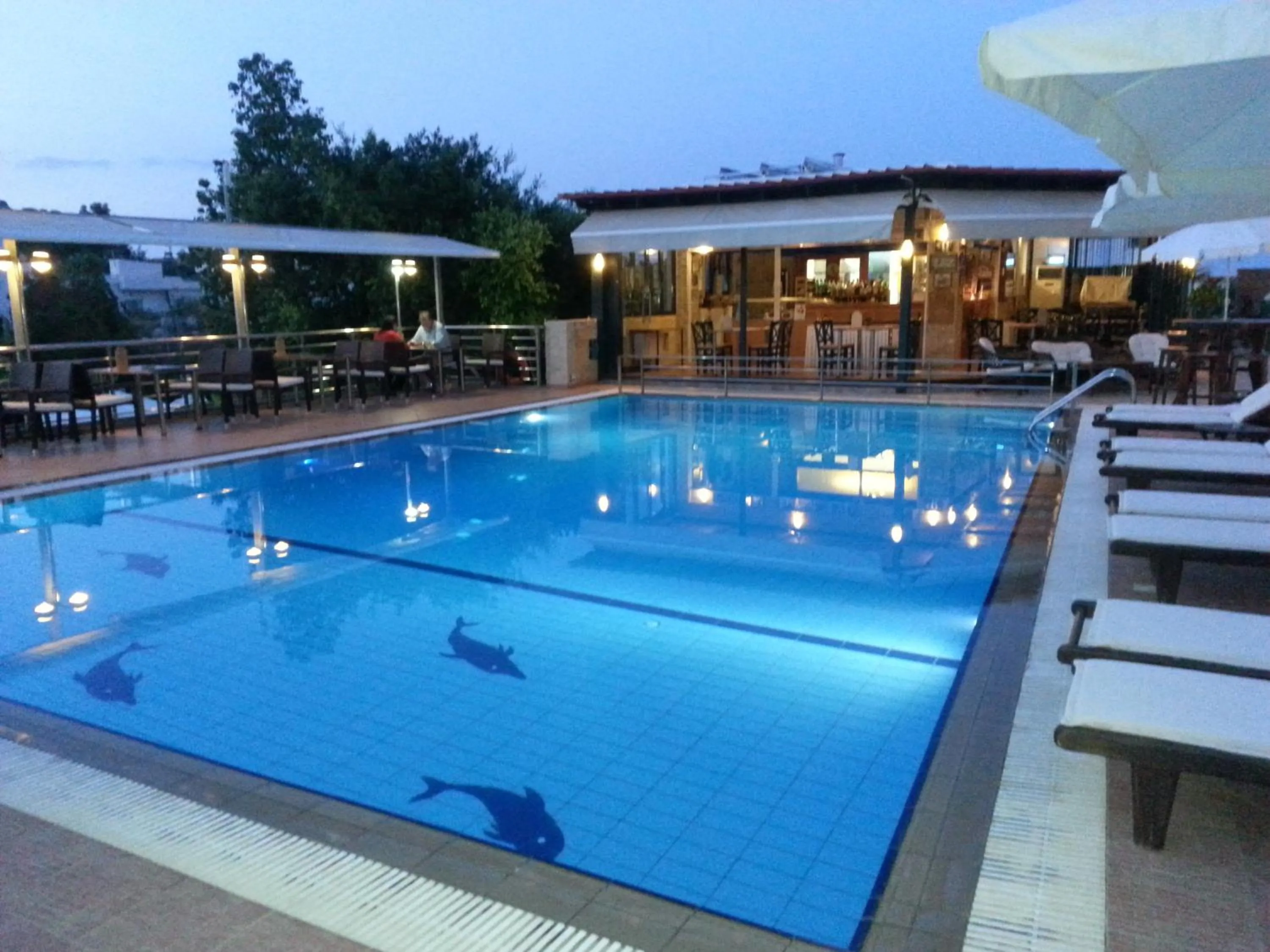 Swimming pool in Ela Mesa