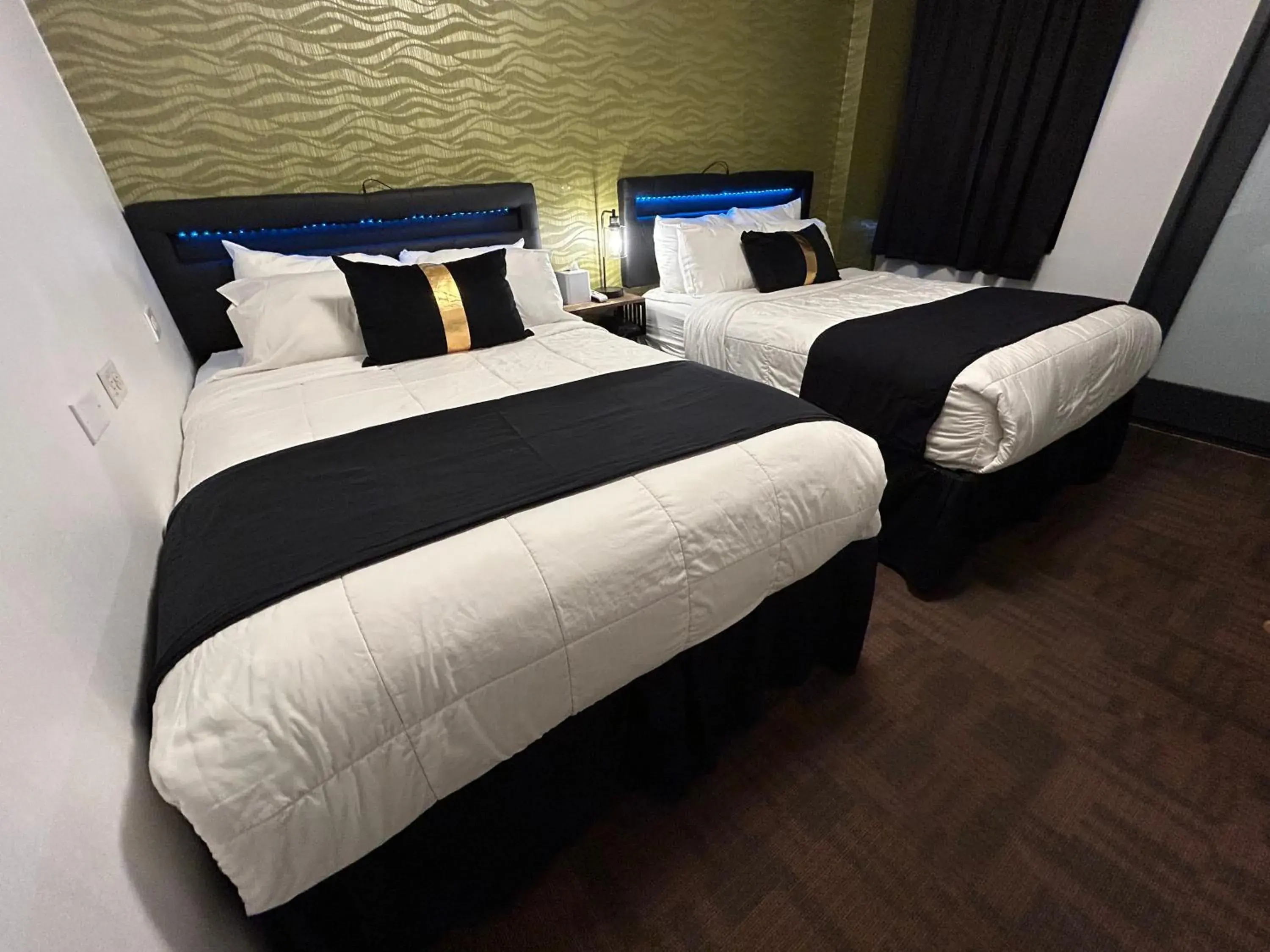 Double Room with Two Double Beds in Hotel Richland LES Double Room with Two Double Beds in Hotel Richland LES