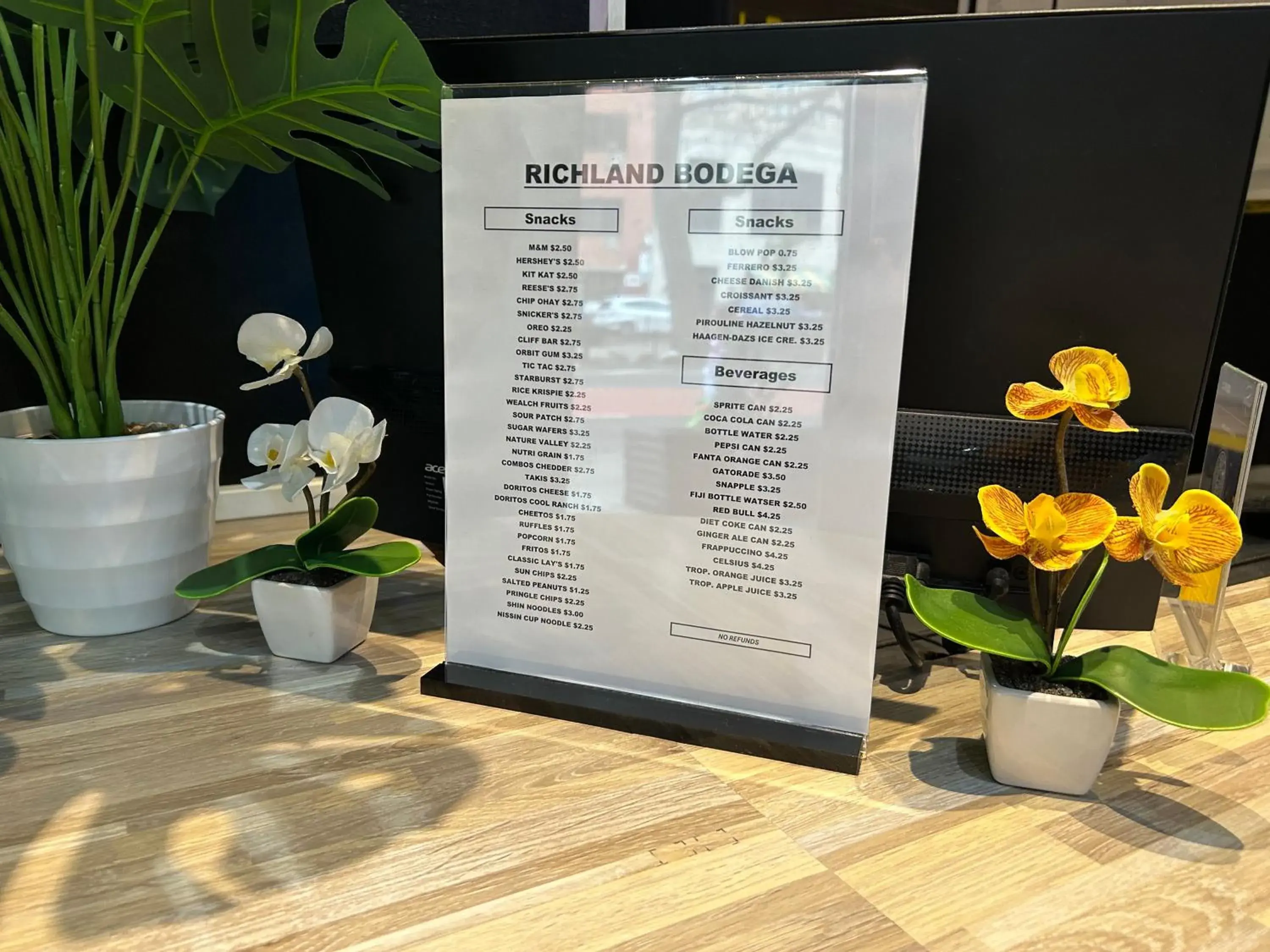 Restaurant/places to eat in Hotel Richland LES Restaurant/places to eat in Hotel Richland LES