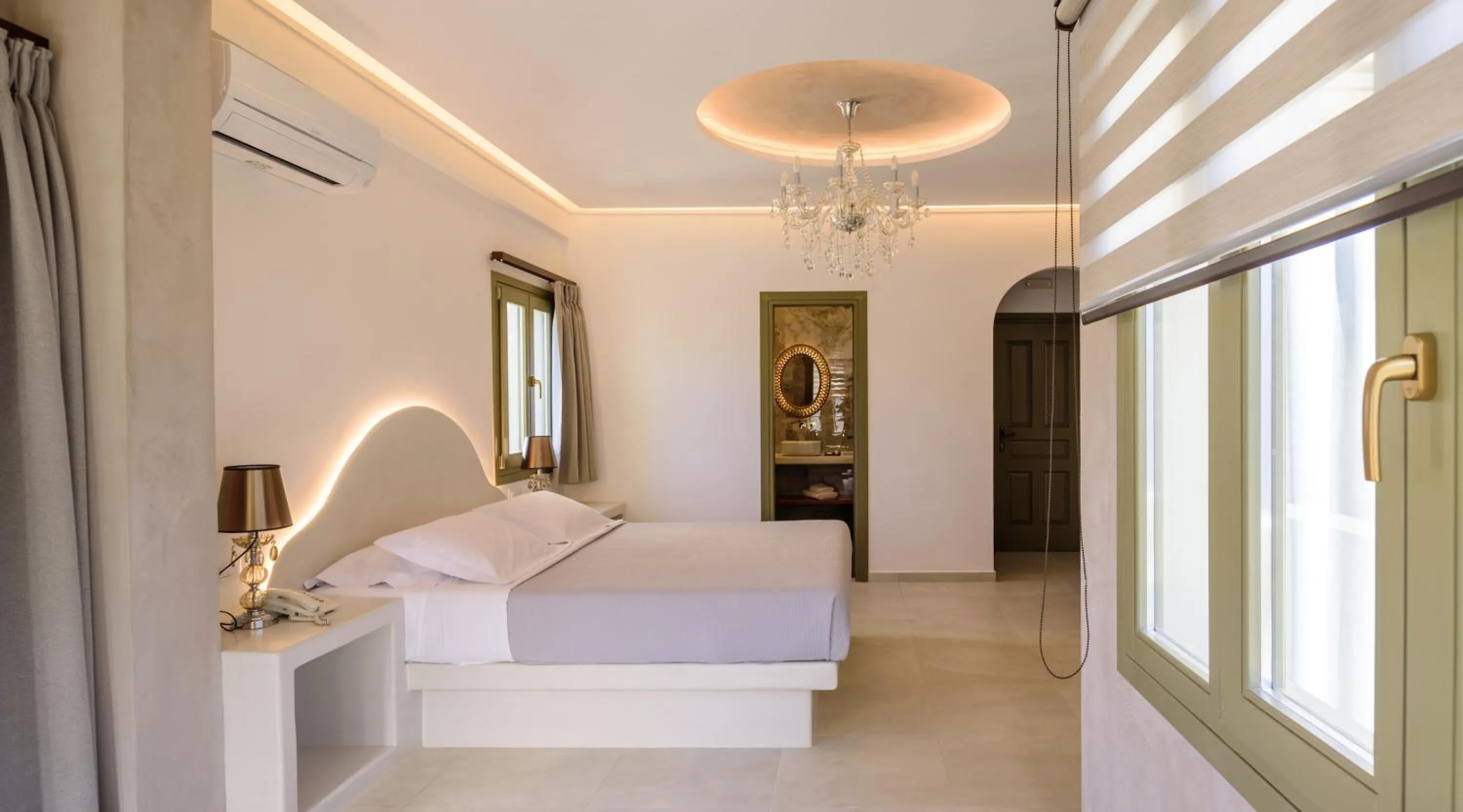 Bed in Zephyros Hotel