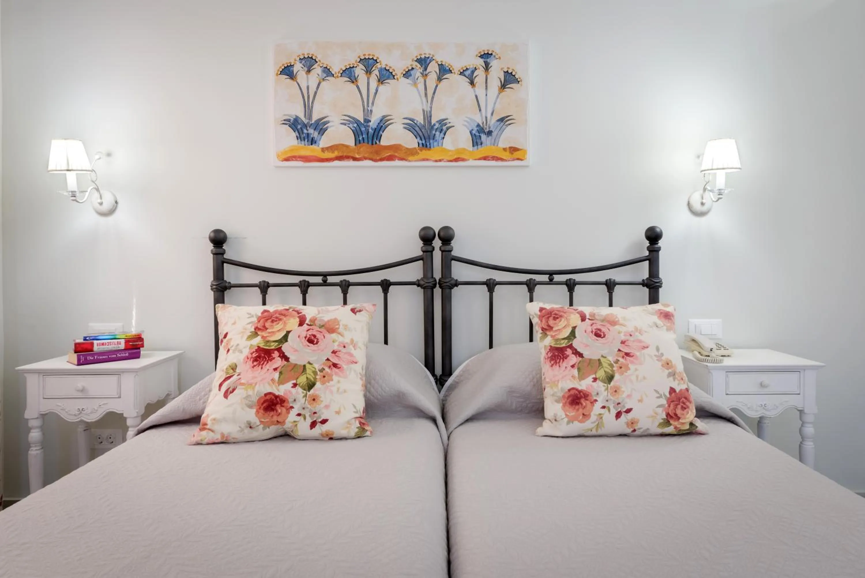 Bedroom, Bed in Zephyros Hotel