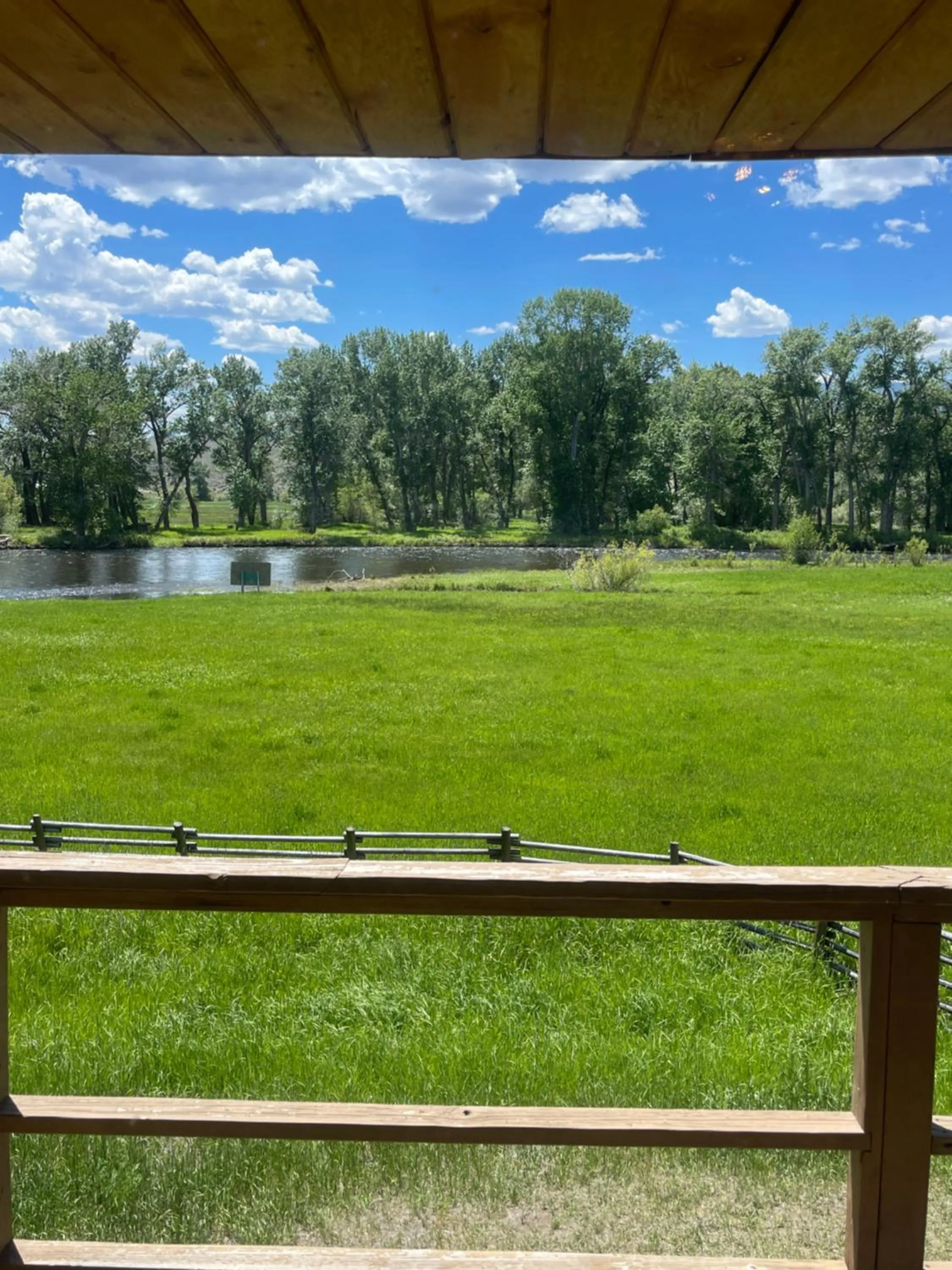 Sportsman Lodge Melrose MT