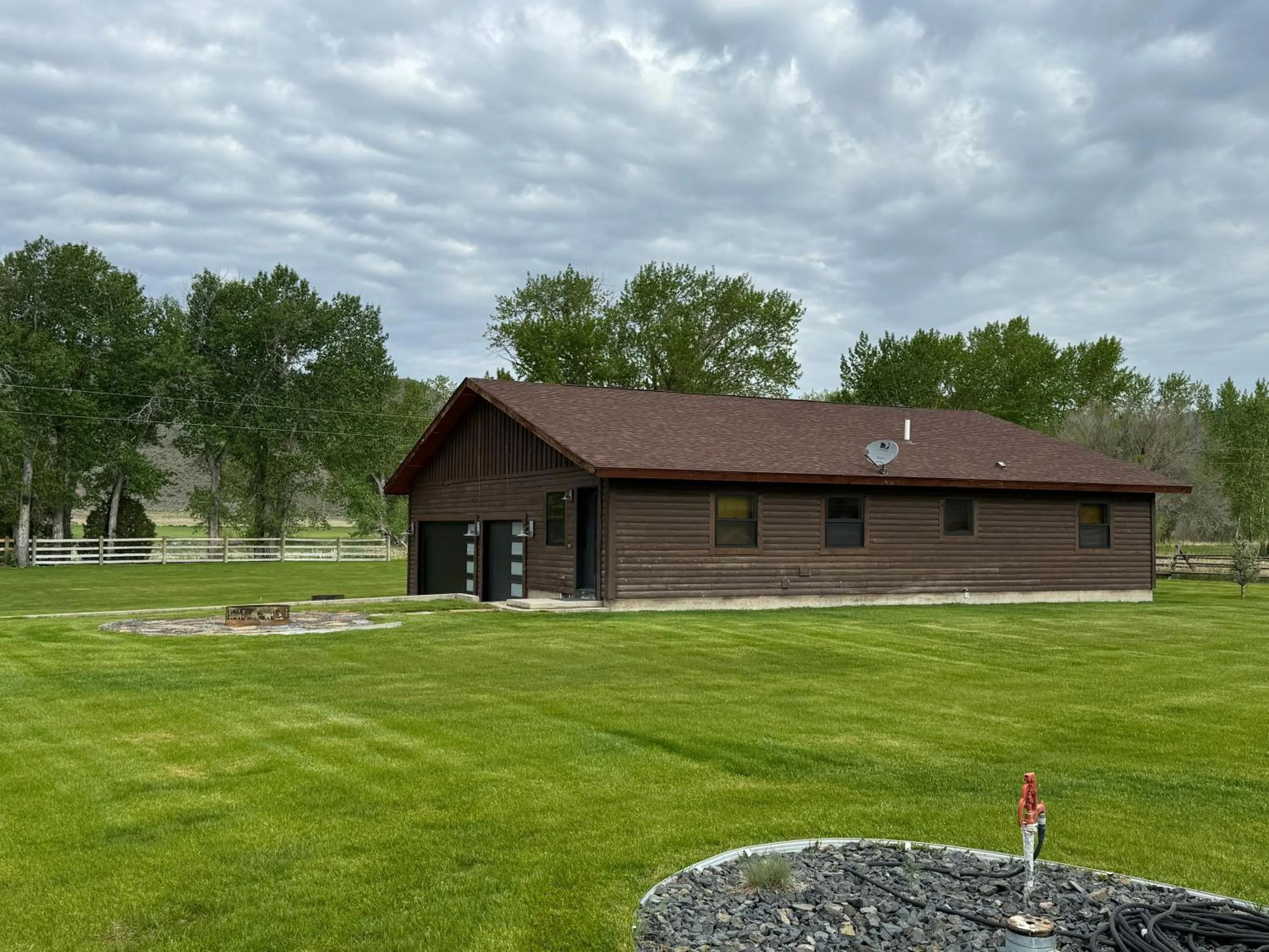 Sportsman Lodge Melrose MT