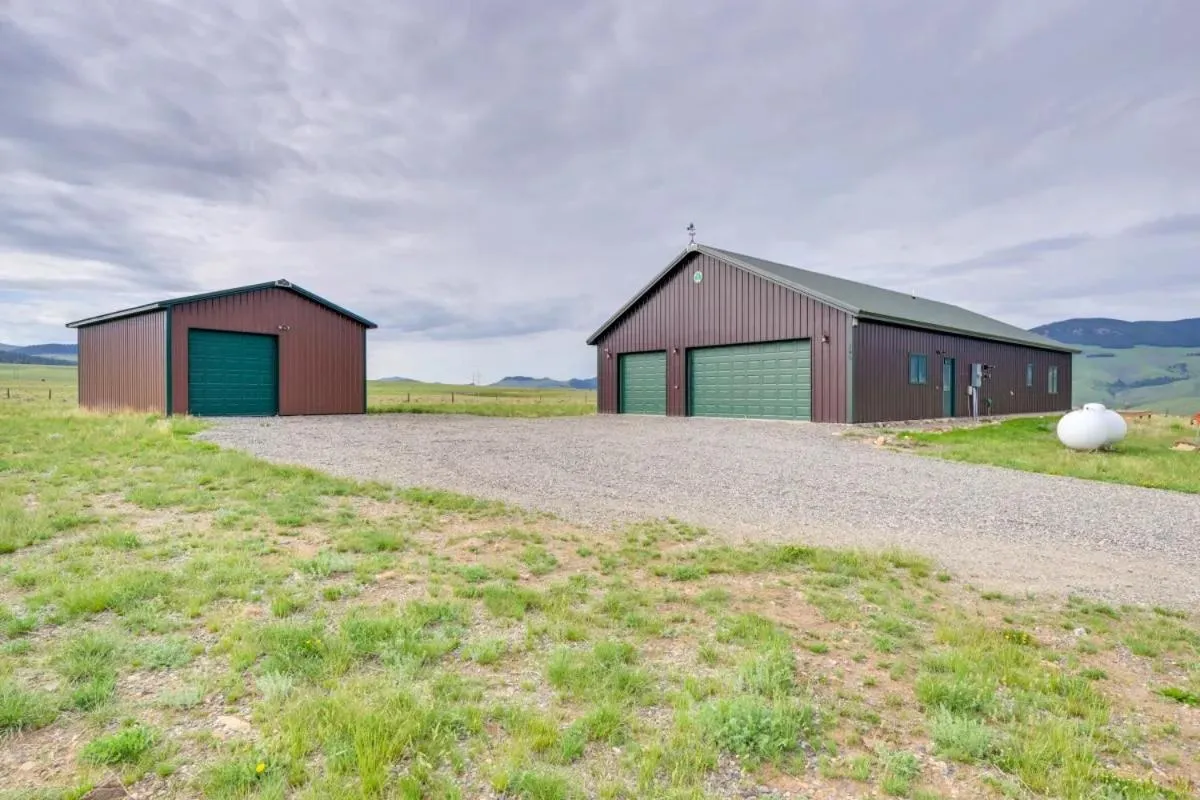 Sportsman Lodge Melrose MT