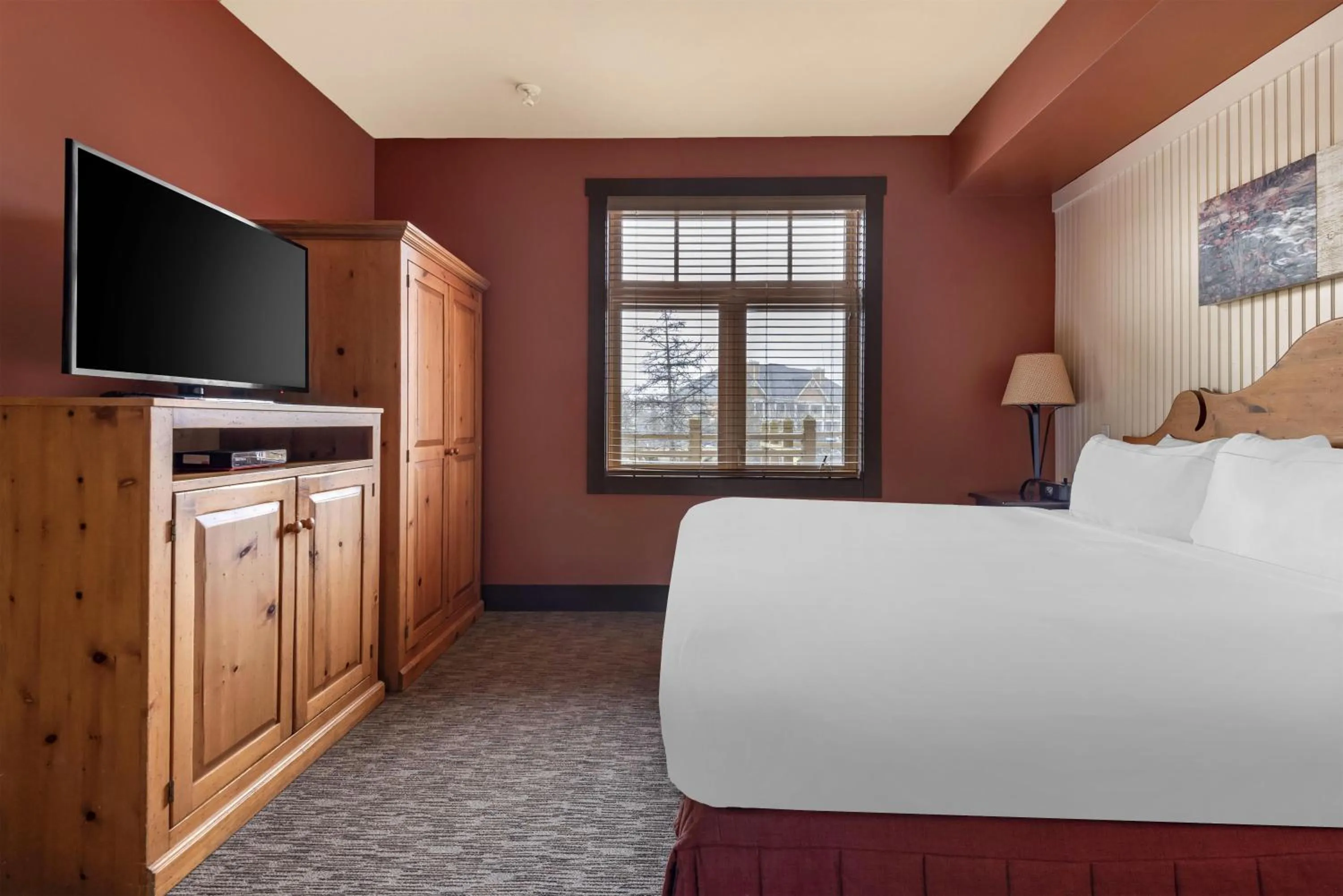 Bed in Hilton Grand Vacations Club Blue Mountain Canada