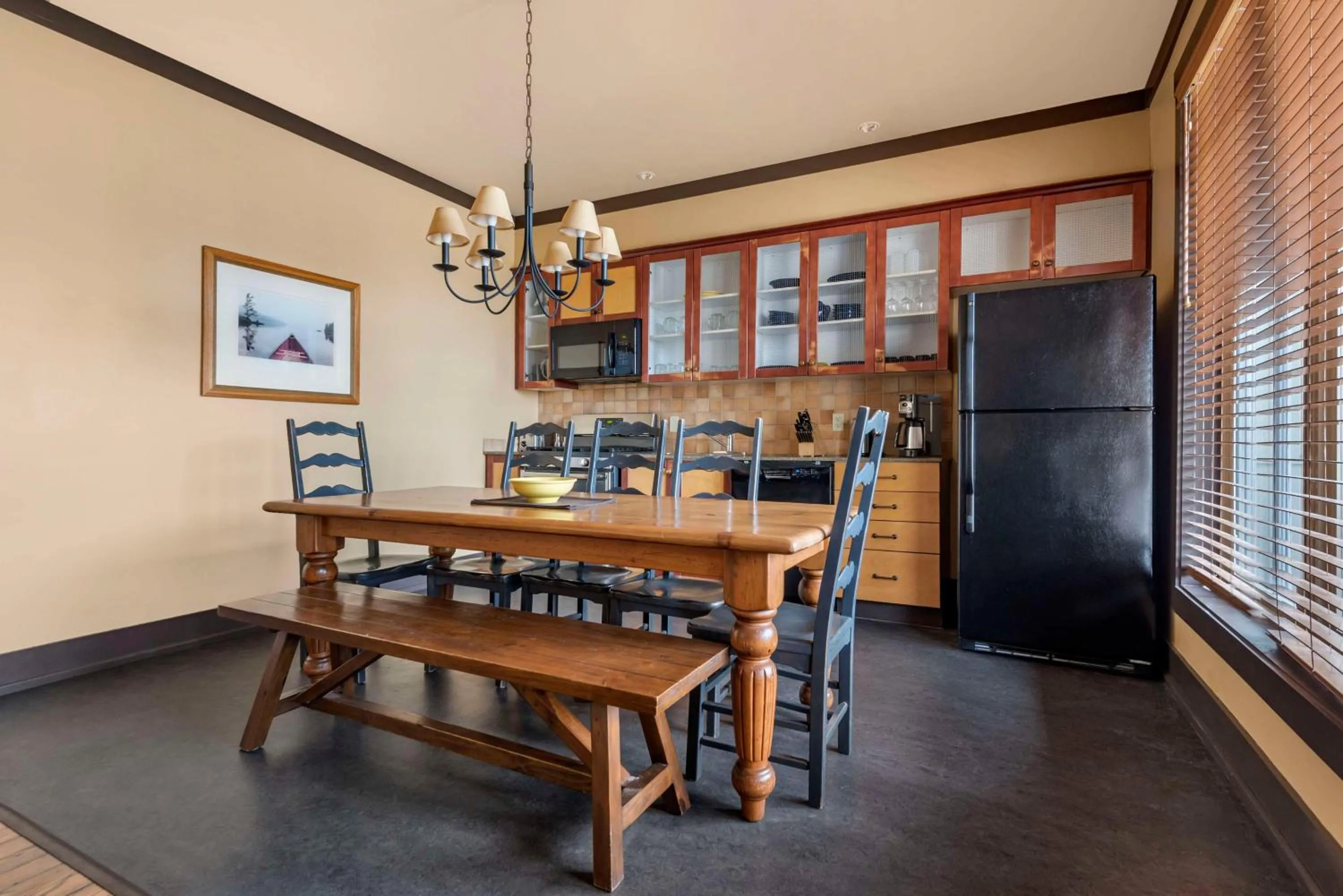 Kitchen or kitchenette in Hilton Grand Vacations Club Blue Mountain Canada