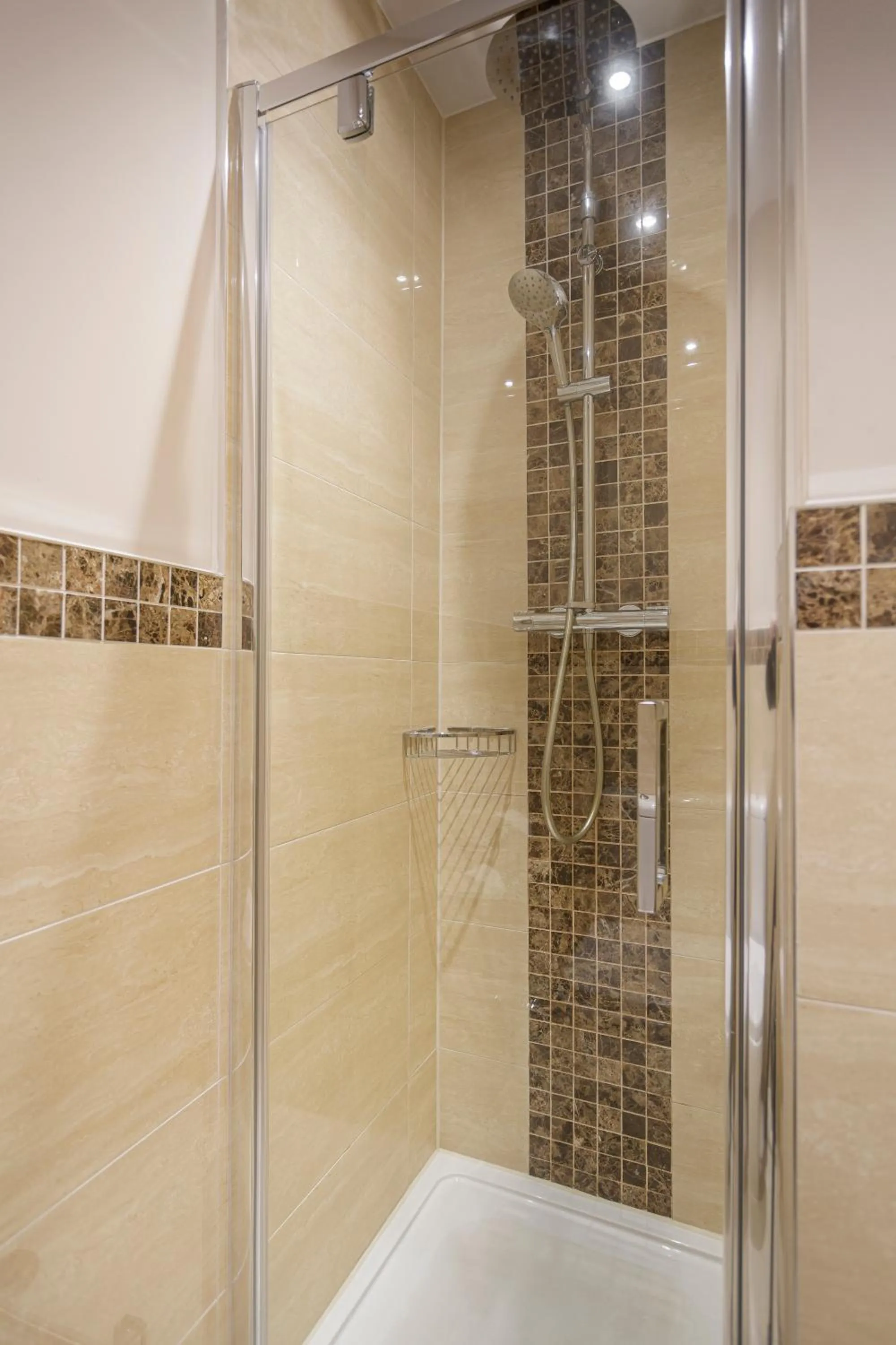Bathroom in The Moorland Hotel, Haytor, Devon - The Coaching Inn Group